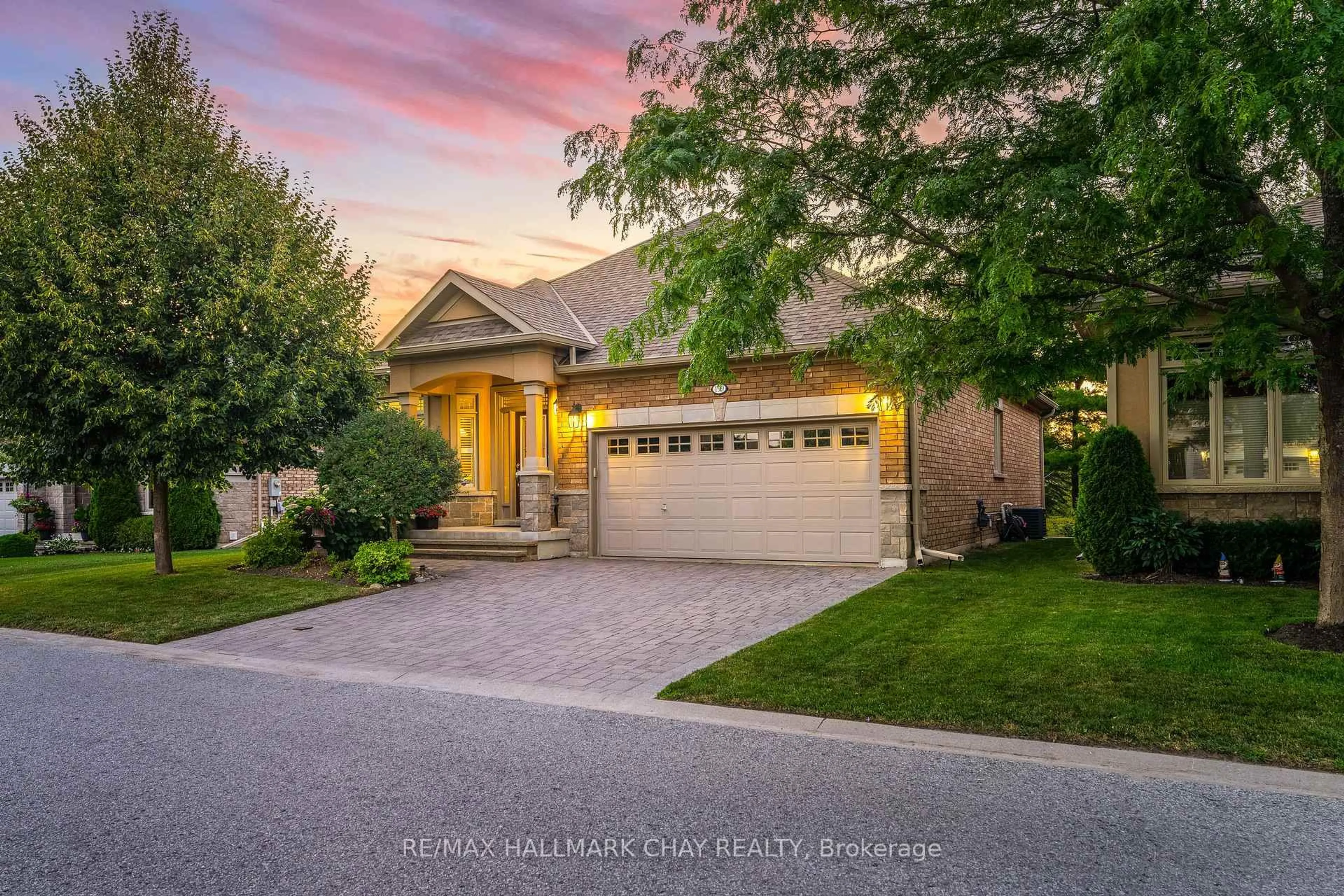 Home with brick exterior material, street for 199 Ridge Way, New Tecumseth Ontario L9R 0K5