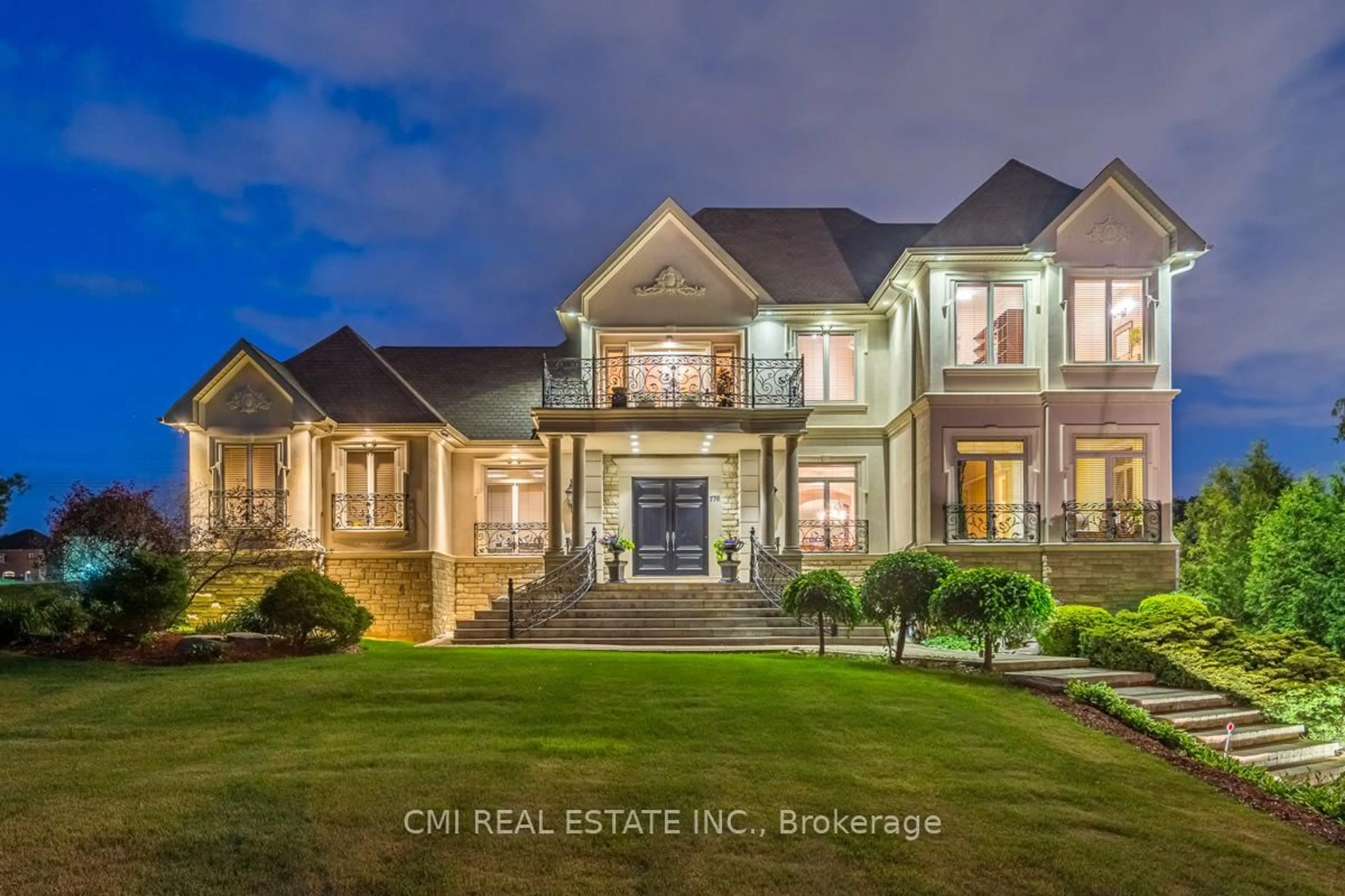 Unknown for 776 Woodland Acres Cres, Vaughan Ontario L6A 1G2