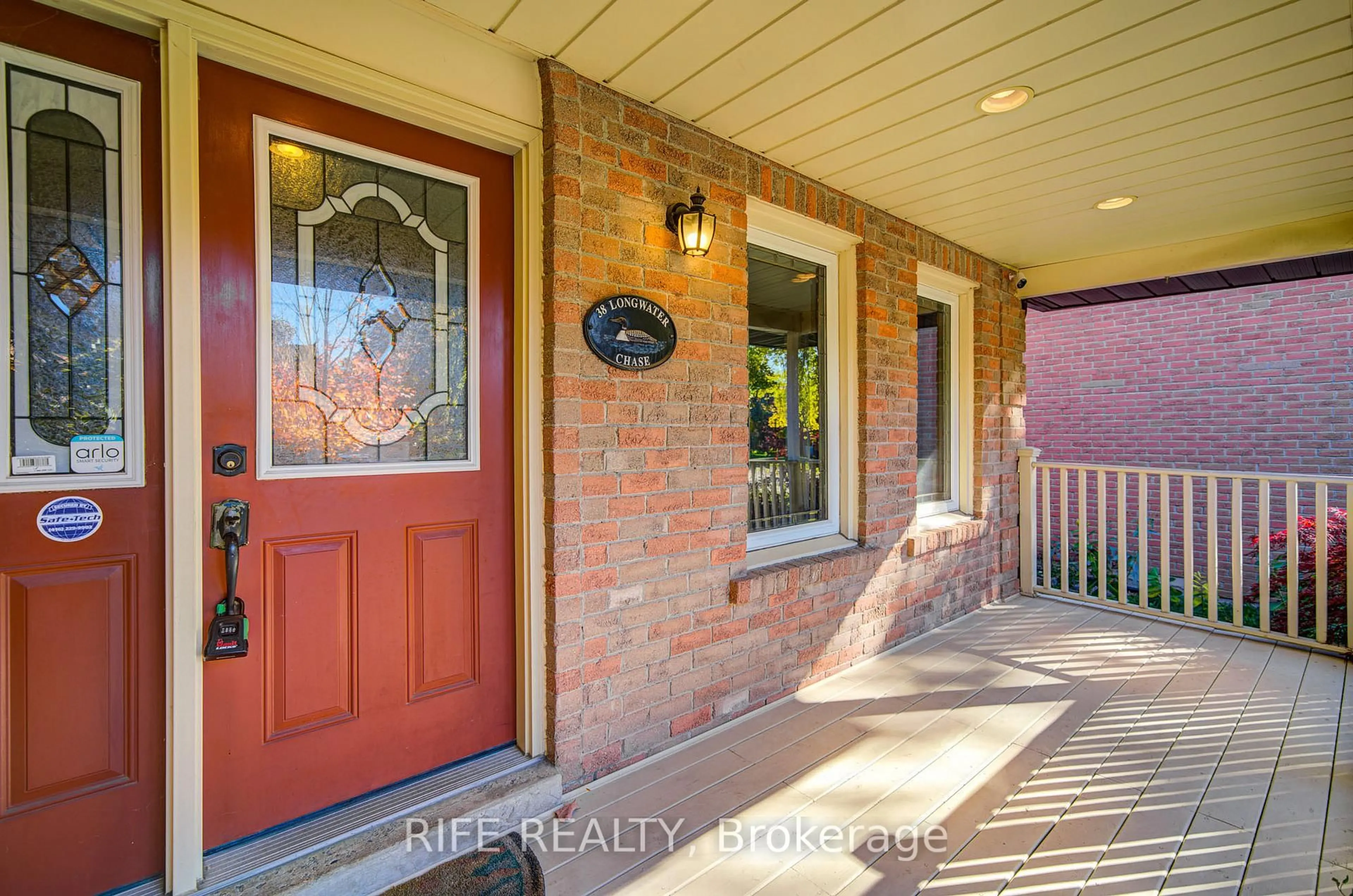 Indoor entryway for 38 Longwater Chse, Markham Ontario L3R 4A5