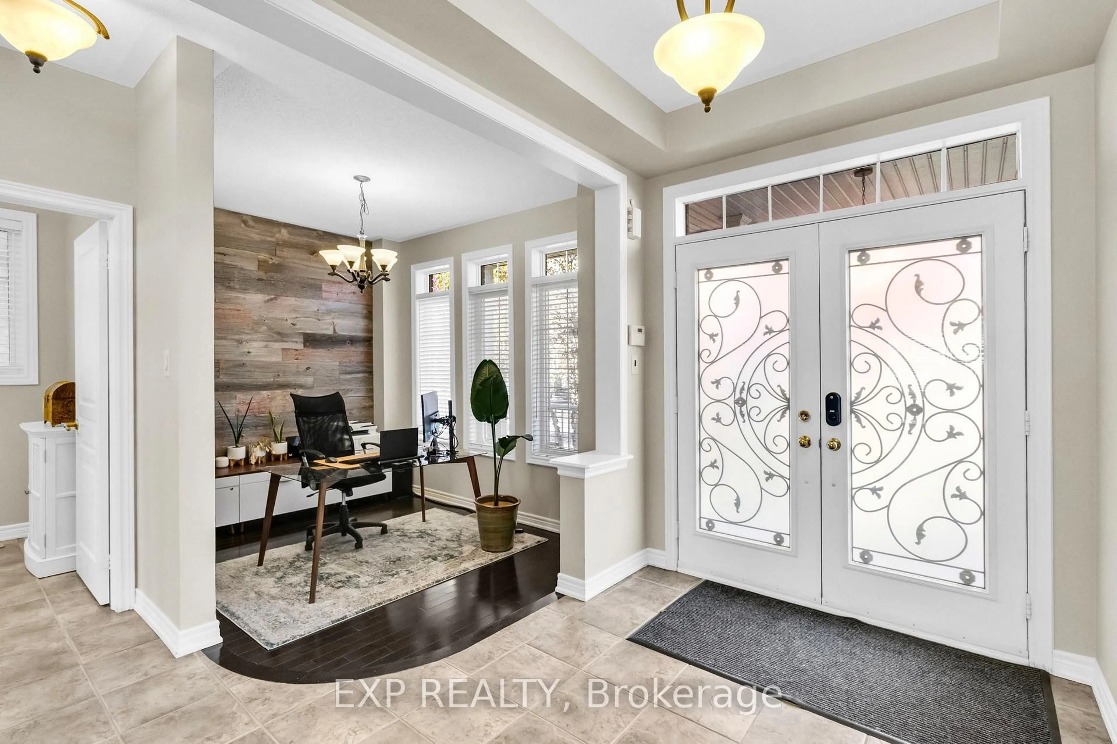 Indoor entryway for 101 Smoothwater Terr, Markham Ontario L6B 0E8