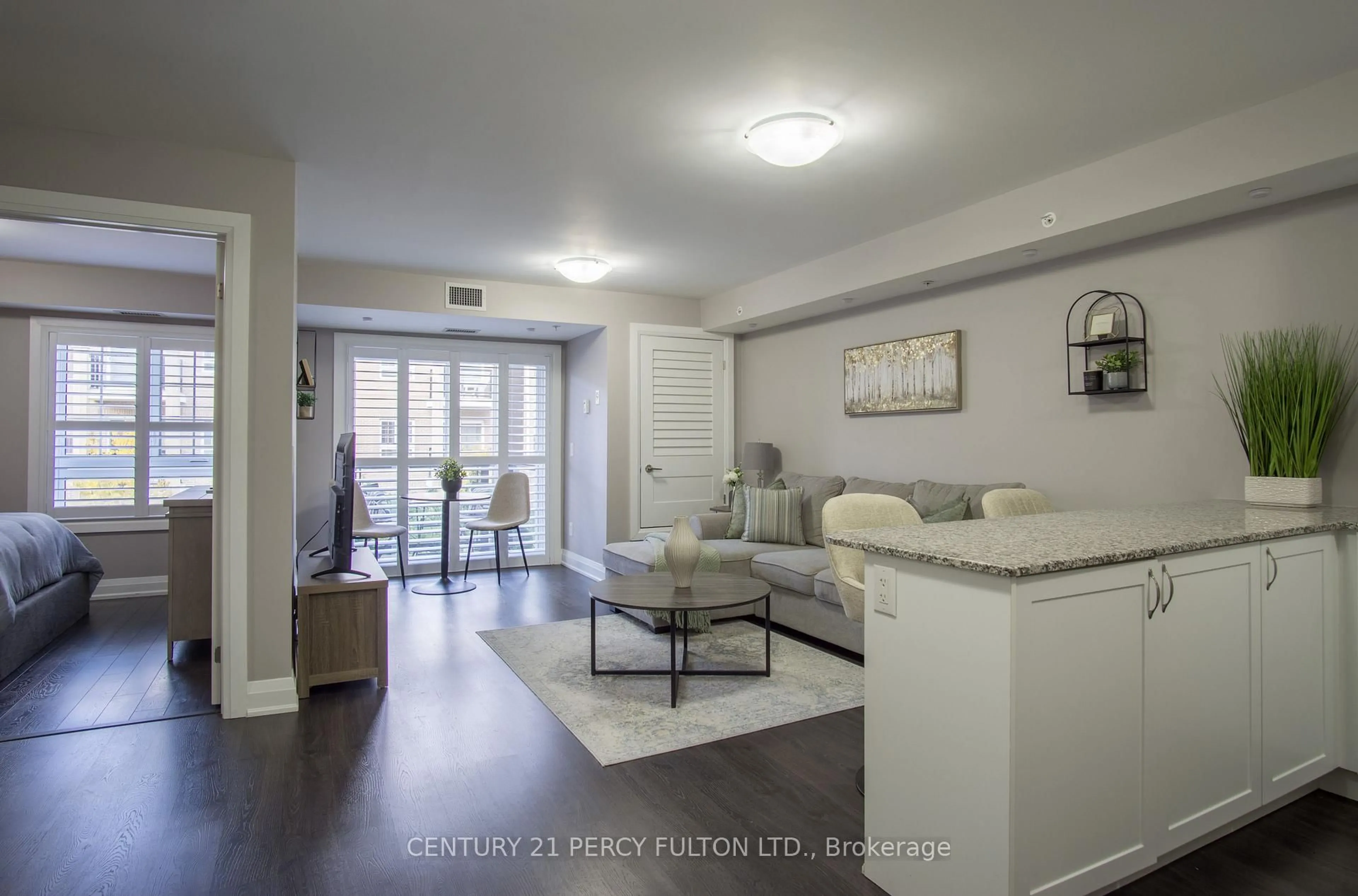 Living room with furniture, unknown for 481 Rupert Ave #201, Whitchurch-Stouffville Ontario L4A 1Y7