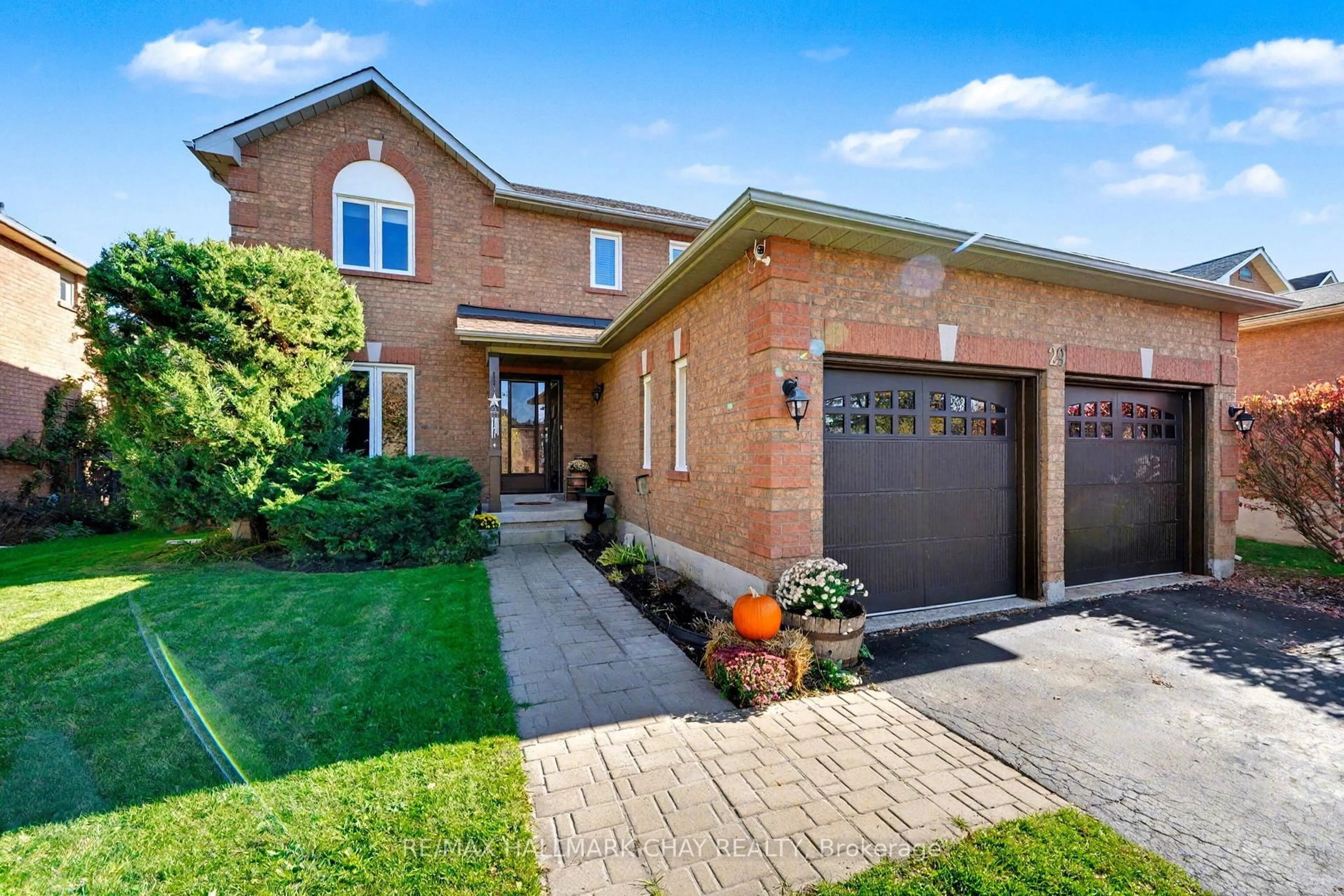 Home with brick exterior material, street for 29 Daniele Ave, New Tecumseth Ontario L0G 1A0