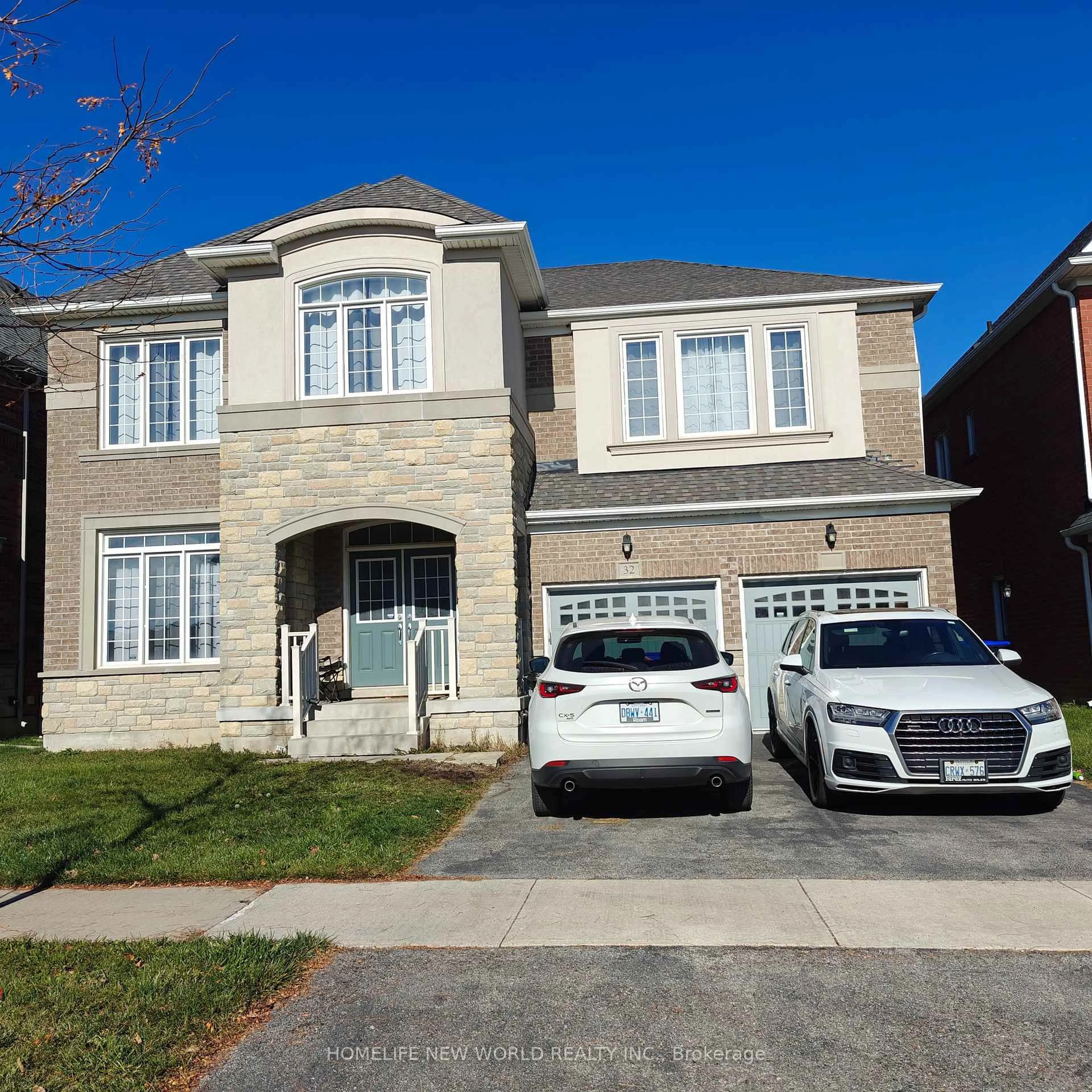 Home with brick exterior material, street for 32 Citrine Dr, Bradford West Gwillimbury Ontario L3Z 0T5