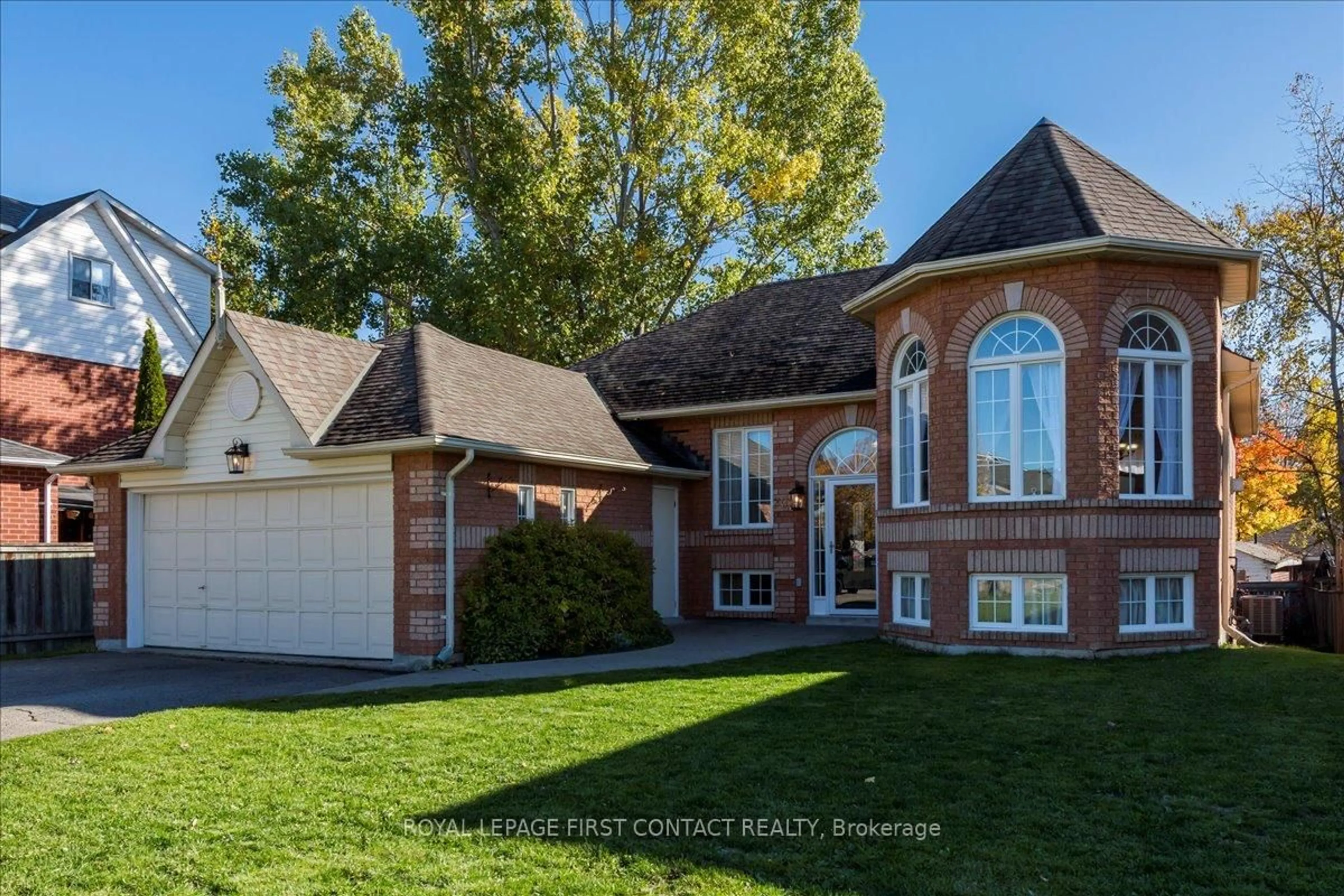 Home with brick exterior material, street for 701 Happy Vale Dr, Innisfil Ontario L9S 2E6
