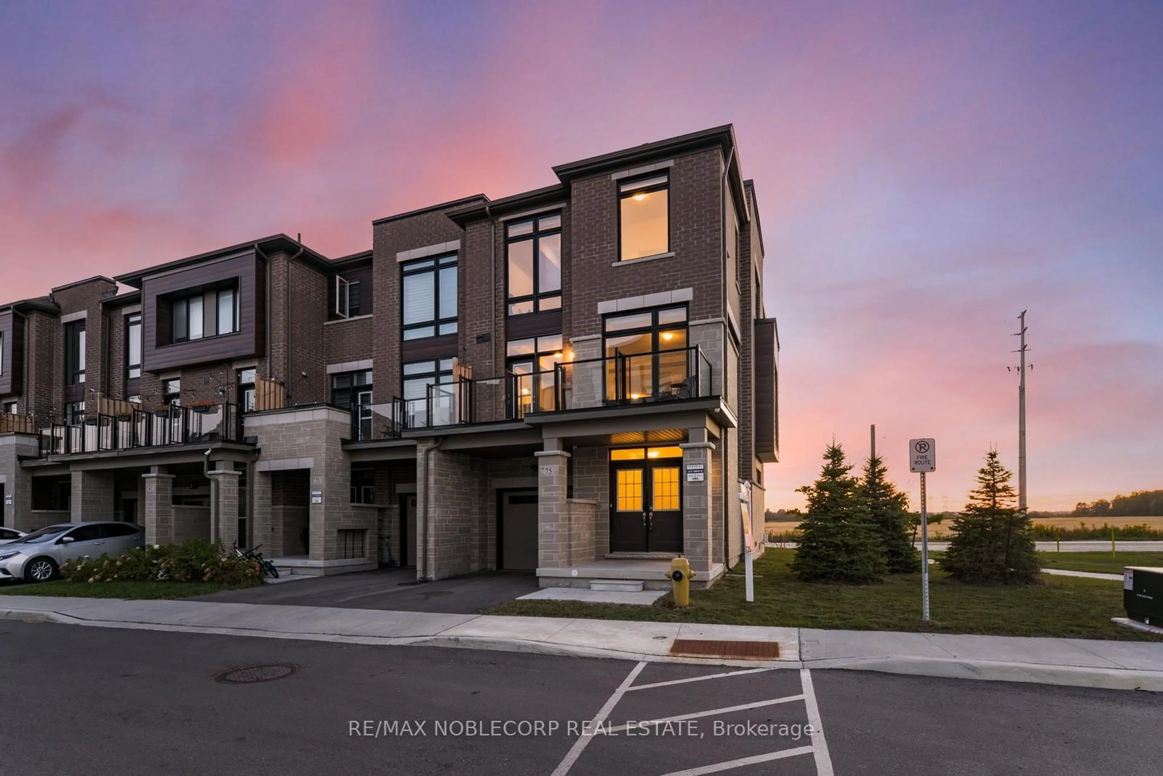 Unknown for 75 Holyrood Cres, Vaughan Ontario L4H 5G2