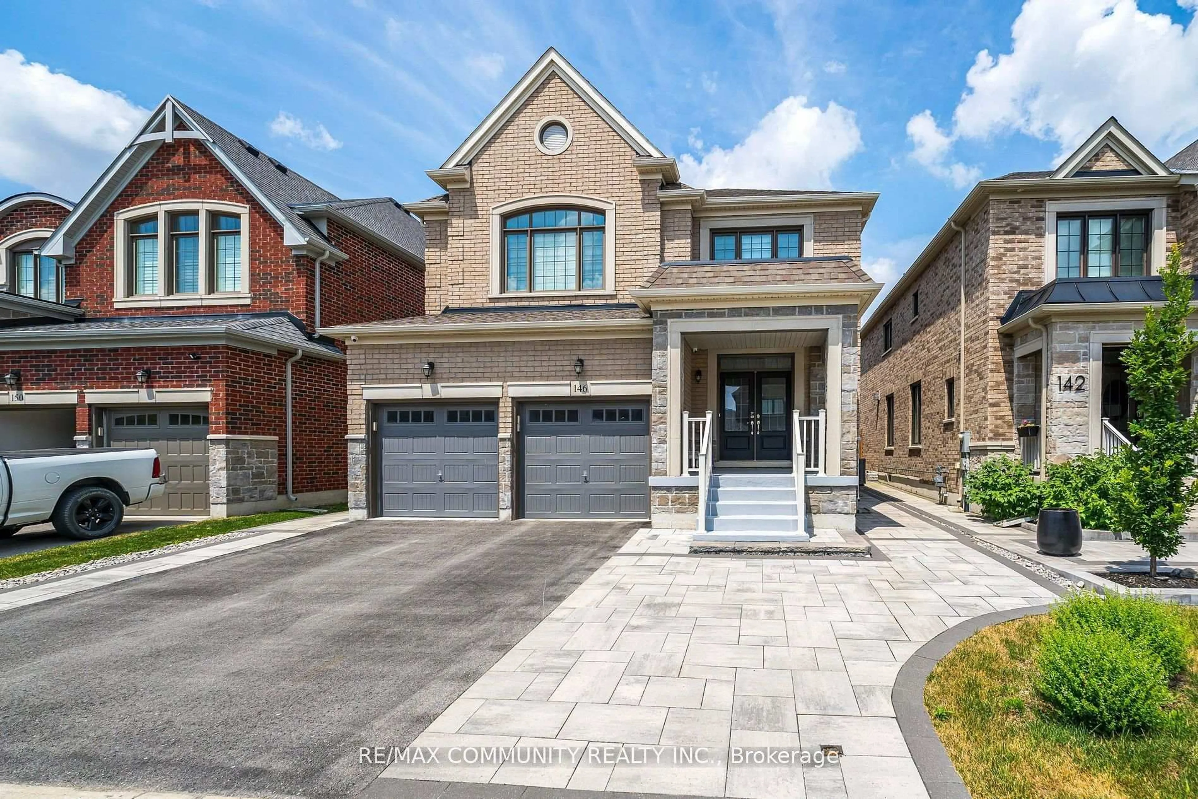 Home with brick exterior material, street for 146 Wandering Glider Tr, Bradford West Gwillimbury Ontario L3Z 2A5