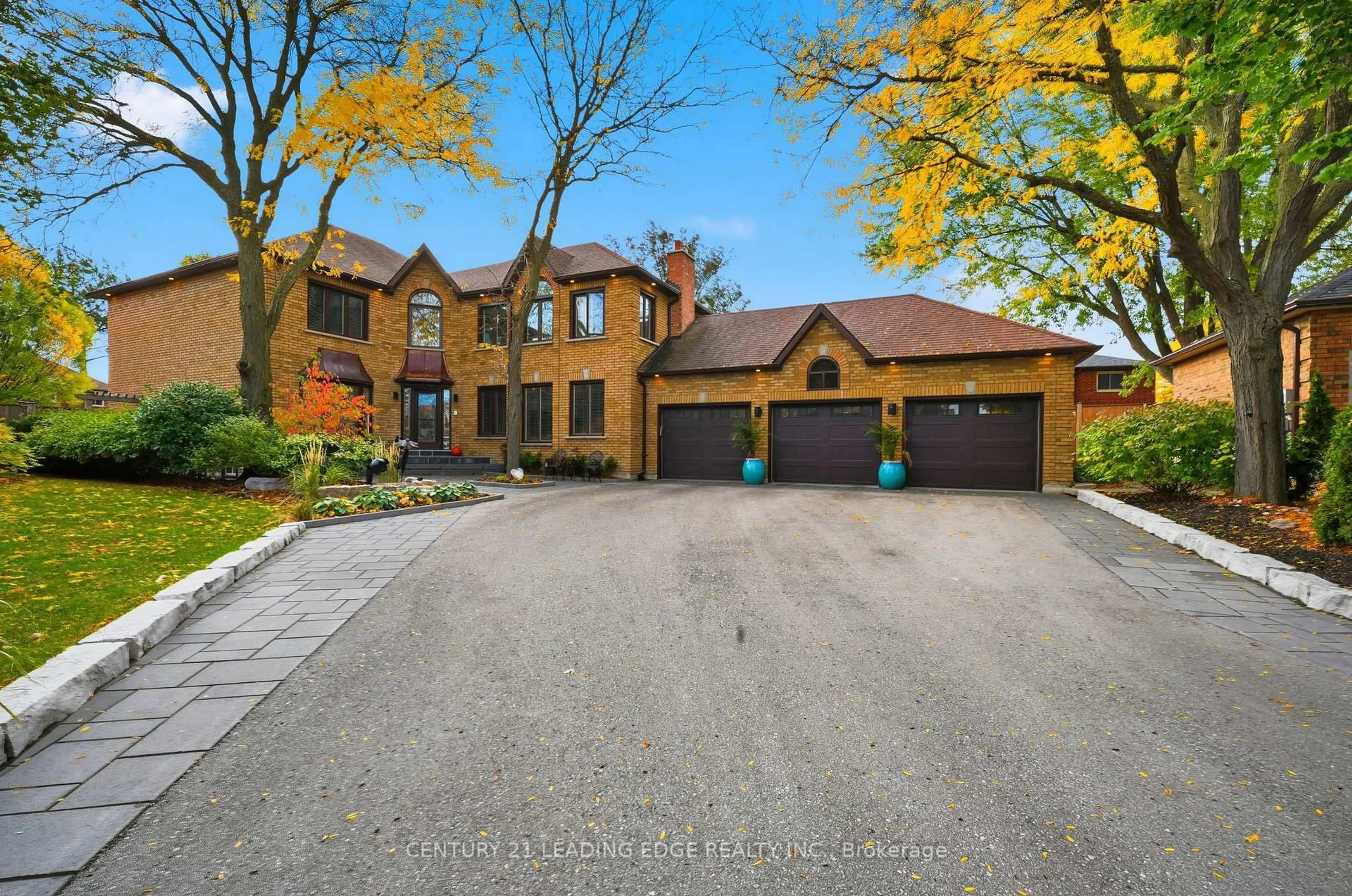 Home with brick exterior material, street for 17 CELEBRITY Pl, Markham Ontario L3P 7N6