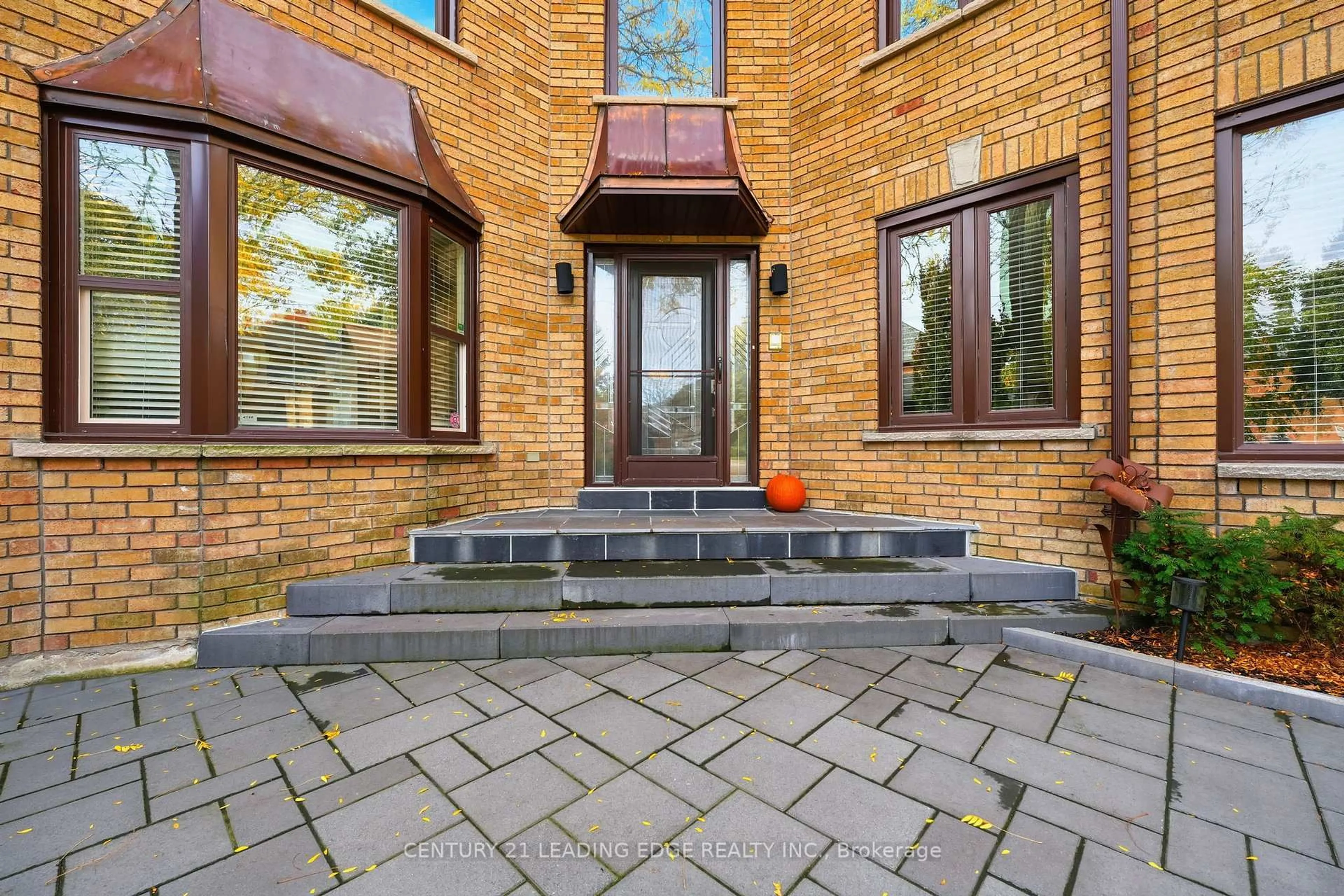 Home with brick exterior material, street for 17 CELEBRITY Pl, Markham Ontario L3P 7N6