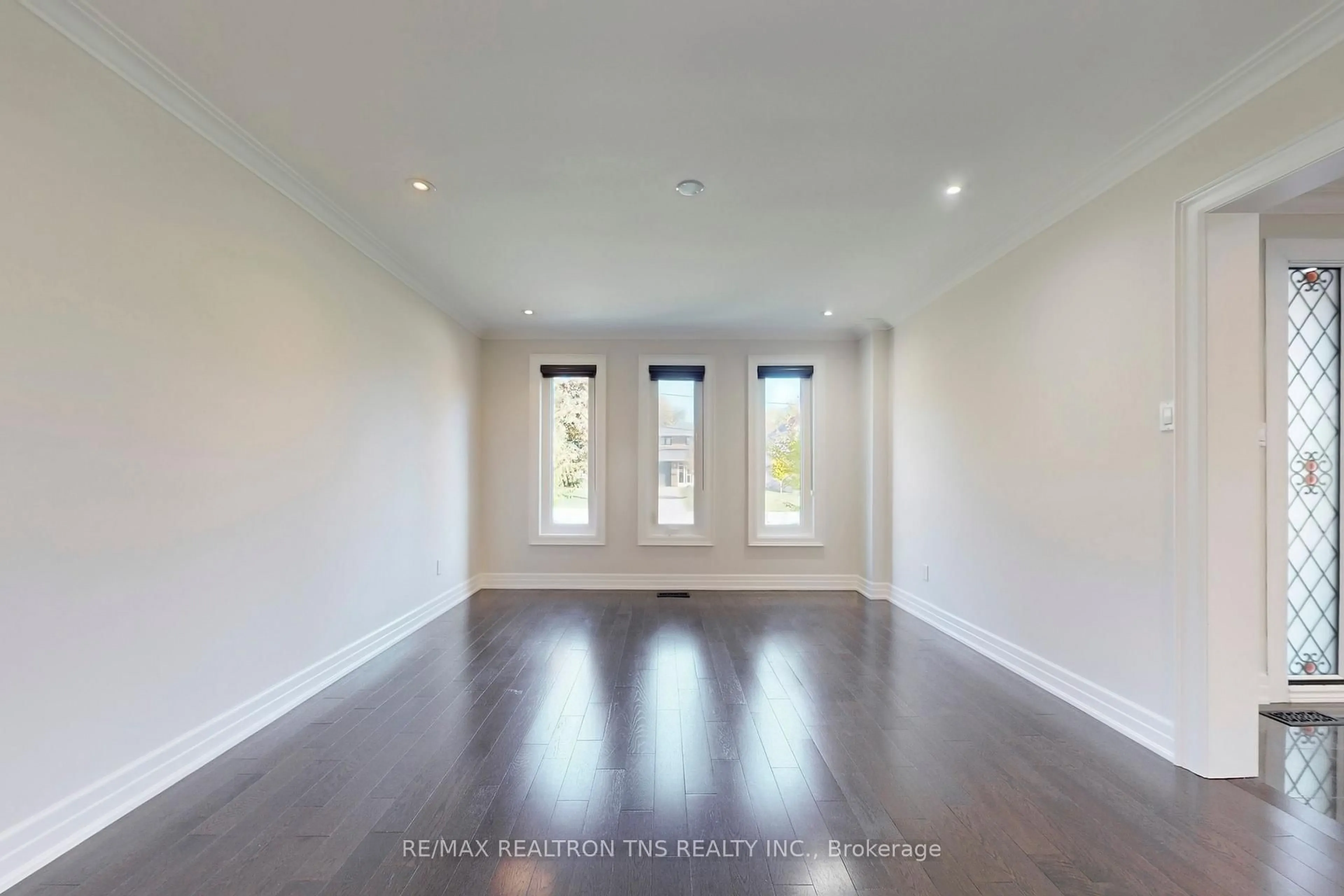 A pic of a room for 20 Doncrest Rd, Richmond Hill Ontario L4B 1A2