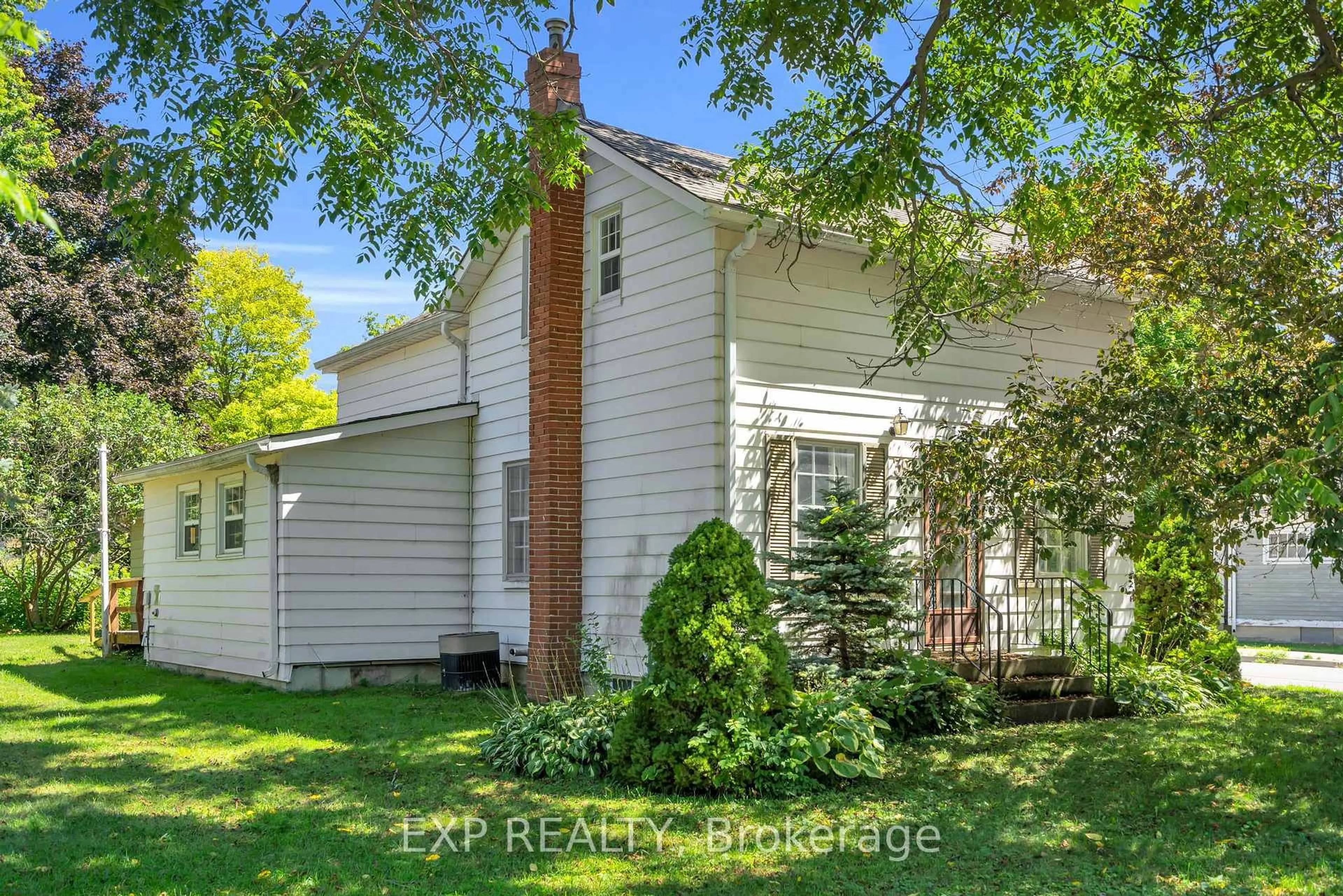 Unknown for 39 River St, Georgina Ontario L0E 1R0