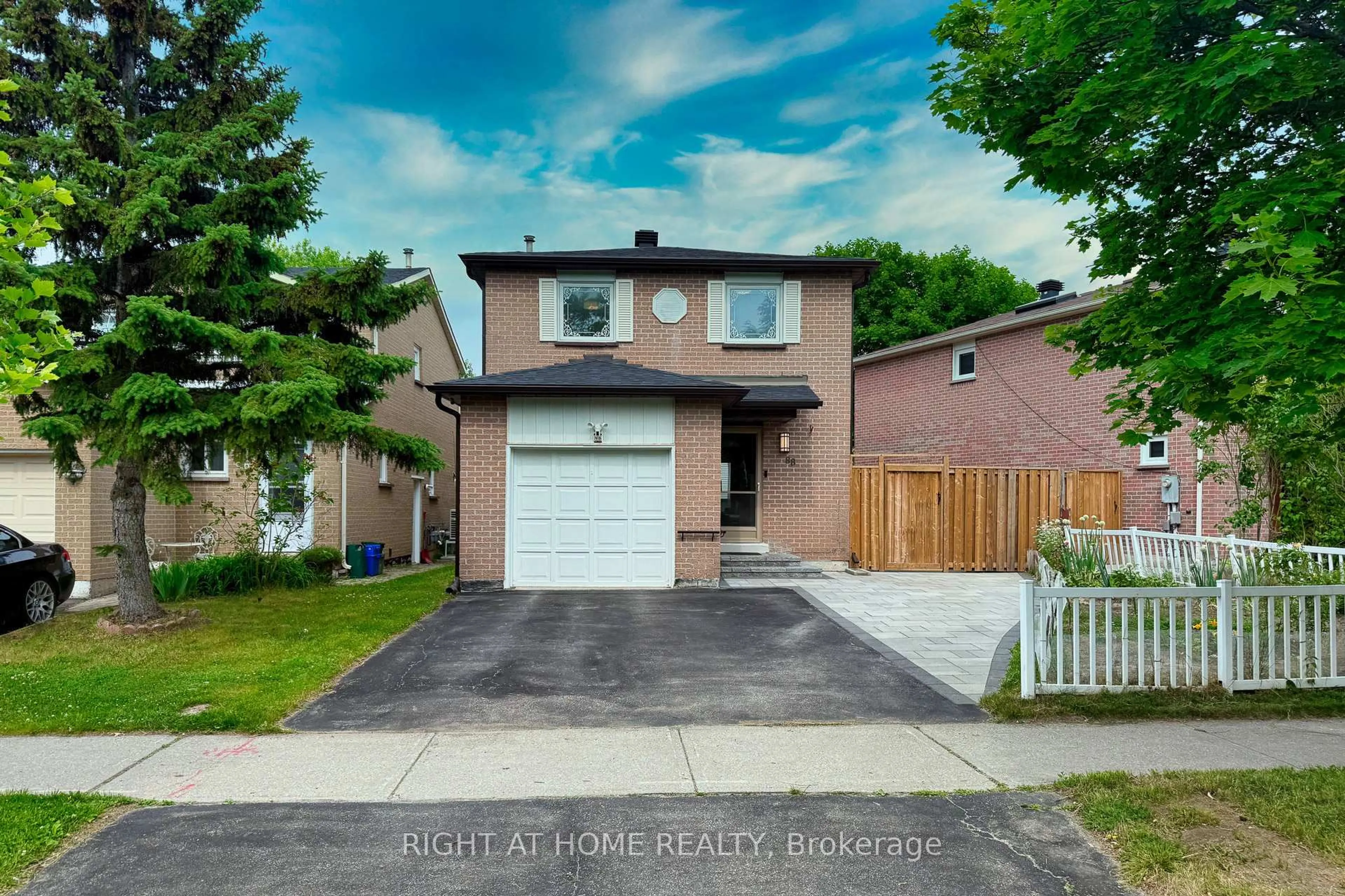 Home with brick exterior material, street for 88 Sunshine Dr, Richmond Hill Ontario L4C 8H2