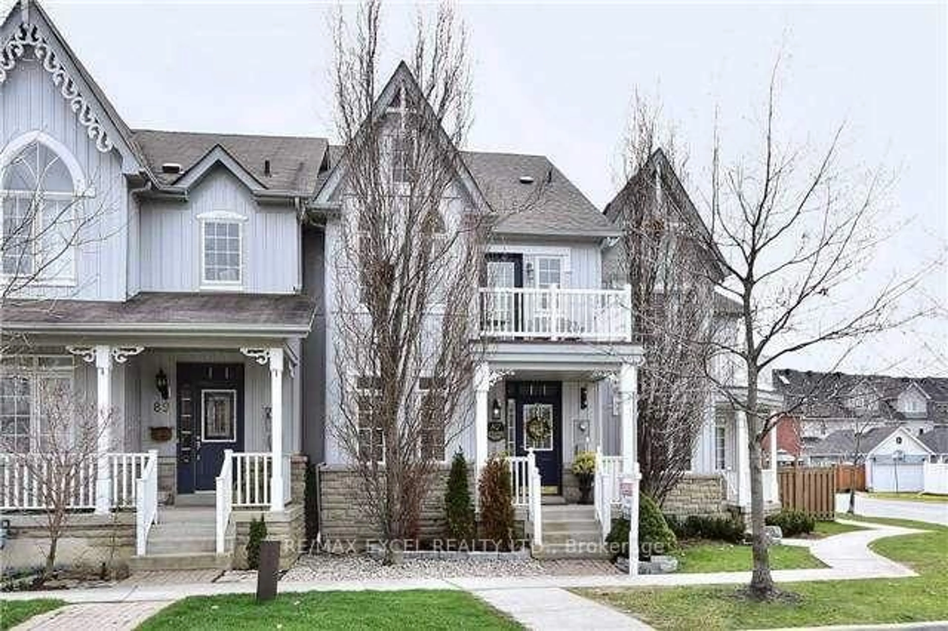 Home with brick exterior material, street for 87 The Fairways, Markham Ontario L6C 2A7