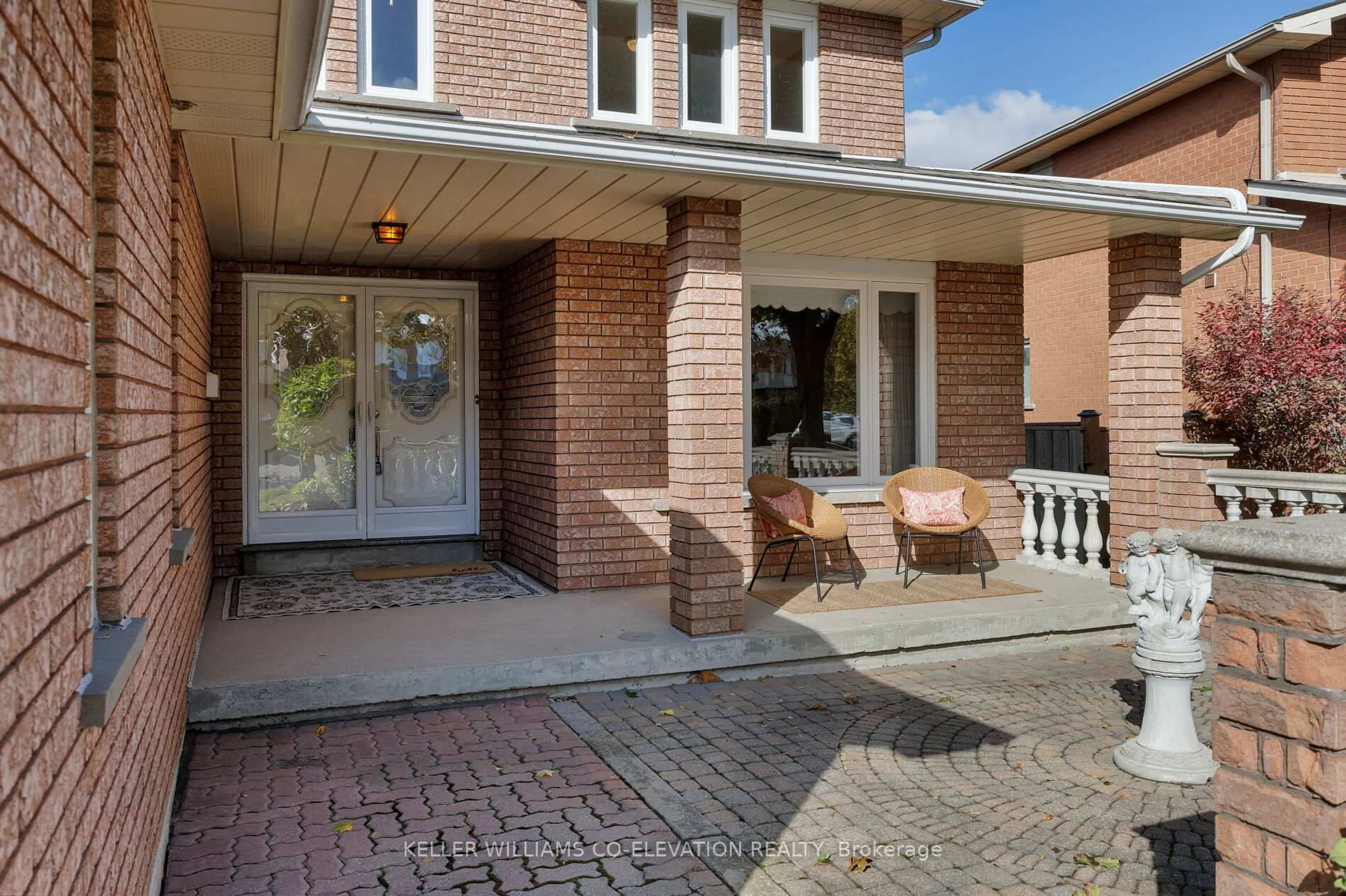 Home with brick exterior material, street for 73 Queenston Cres, Vaughan Ontario L4L 4A1