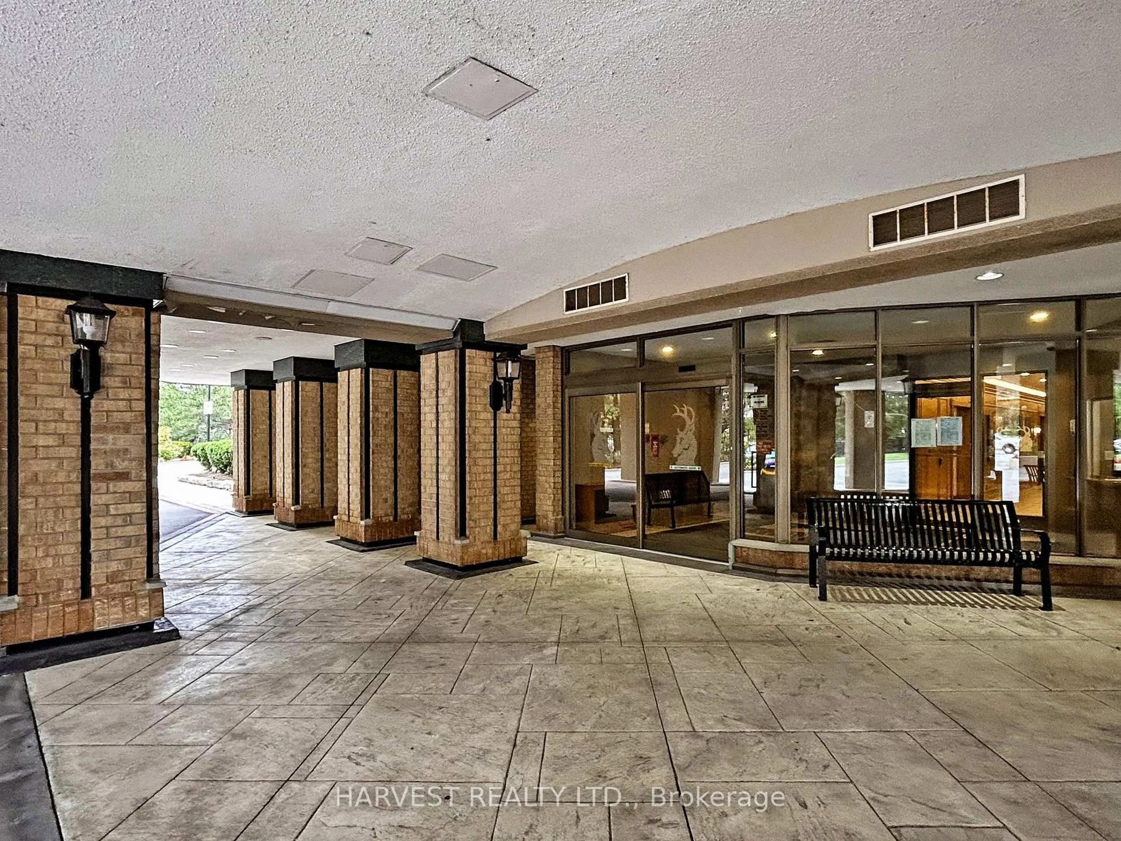 Lobby for 610 Bullock Dr #1417, Markham Ontario L3R 0G1