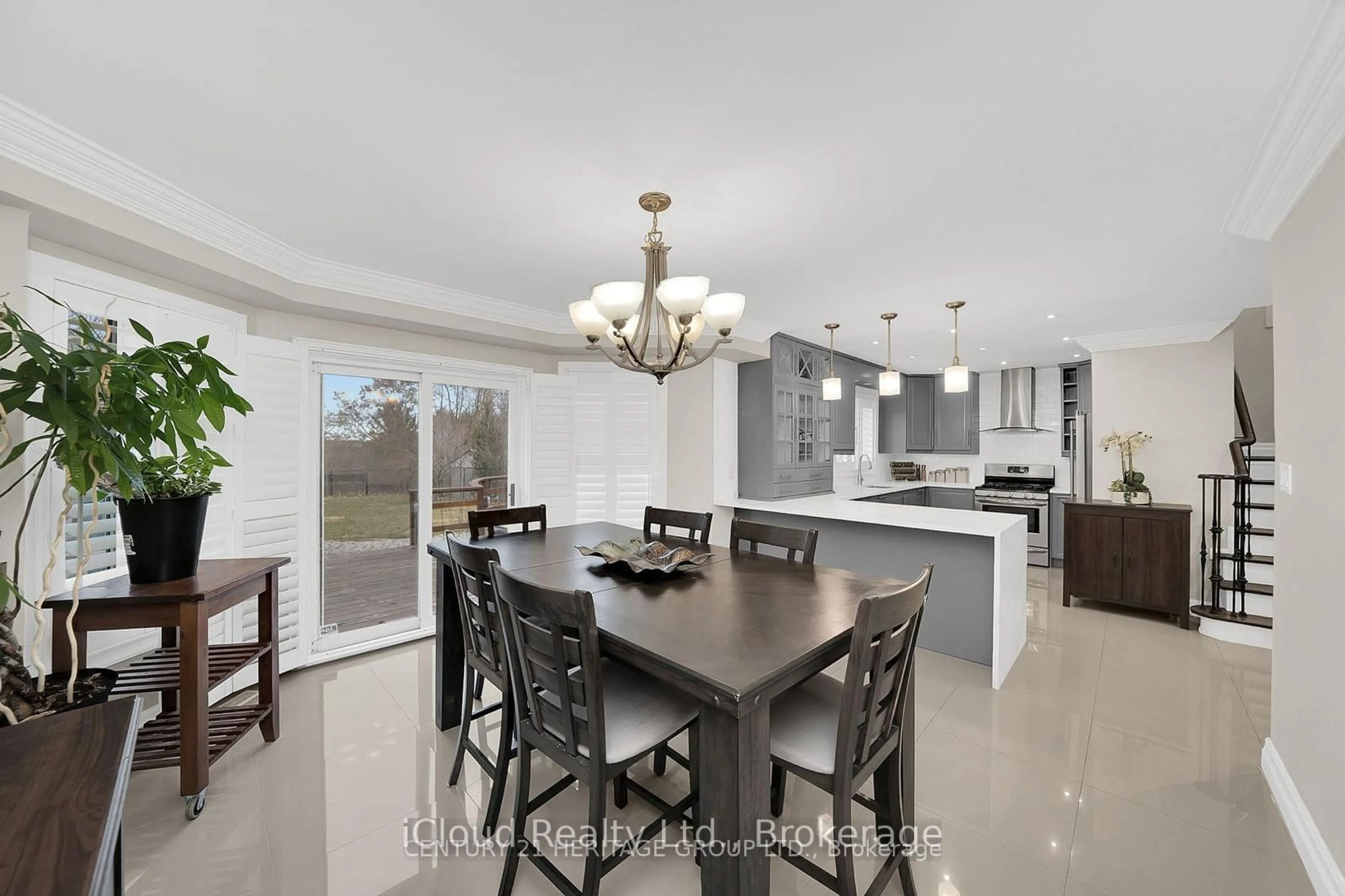 Open concept kitchen, ceramic/tile floor for 34 Royalpark Way, Vaughan Ontario L4H 1J5