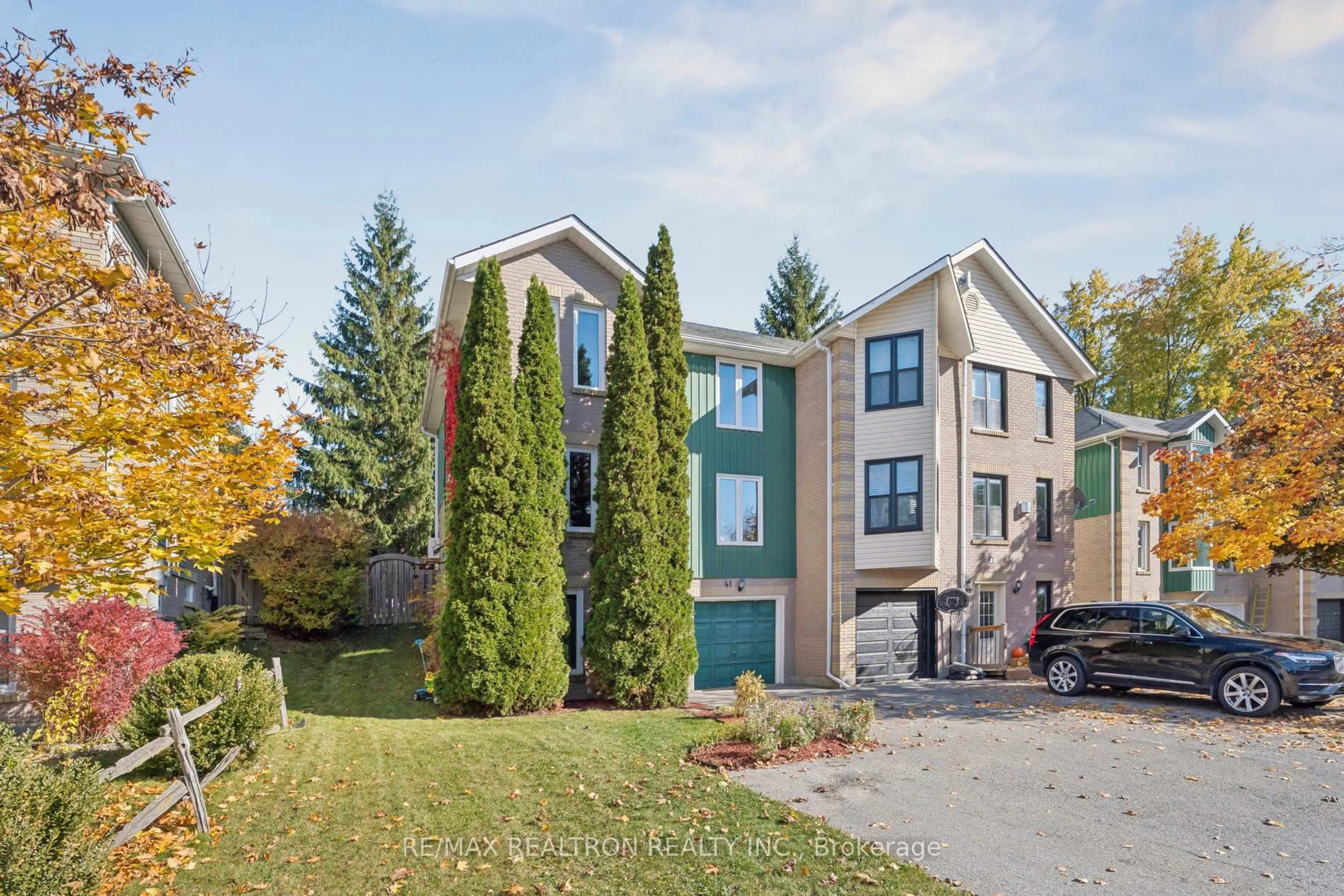 Unknown for 41 Annamaria Dr, Georgina Ontario L4P 3H7