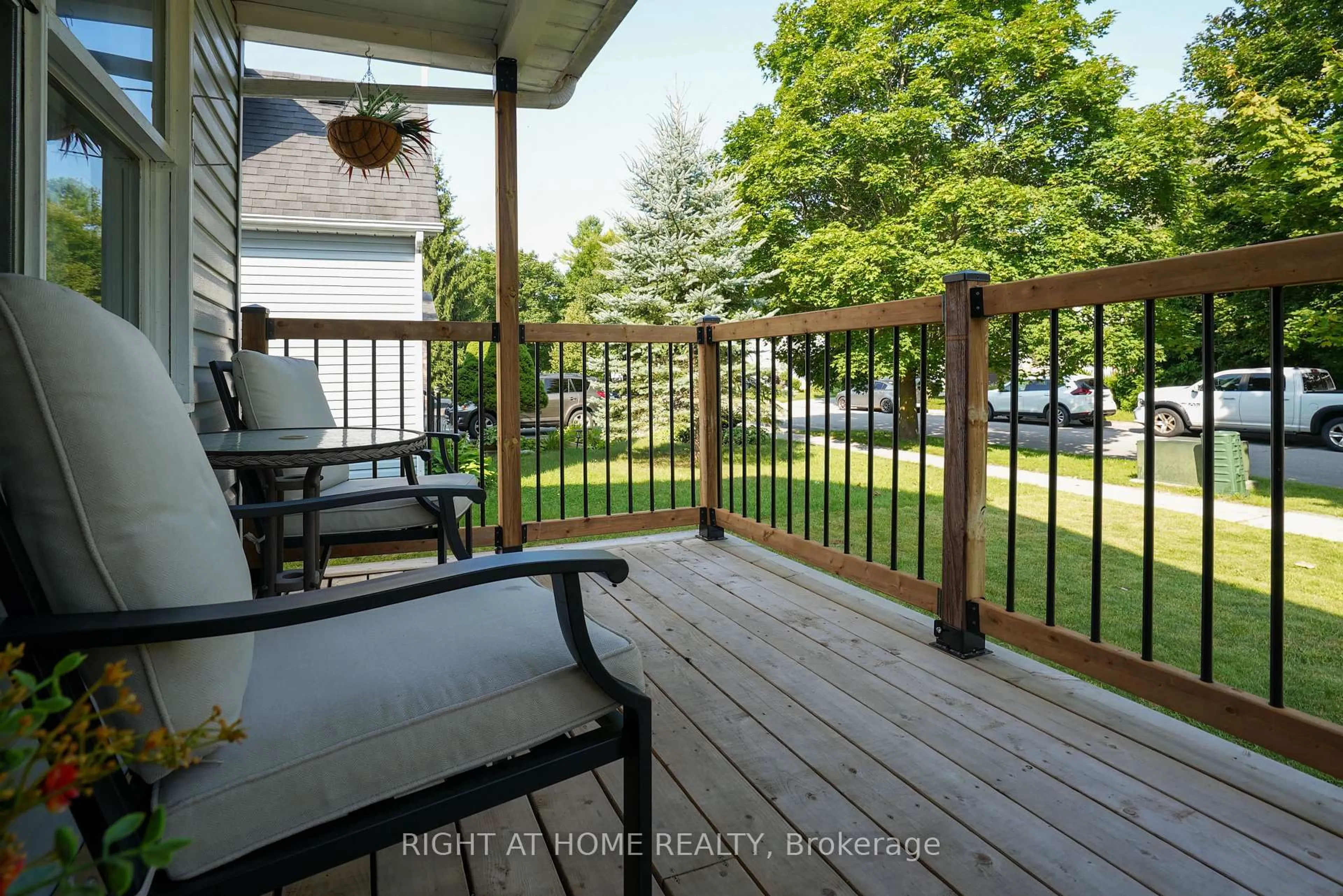 Patio, unknown for 48 Michael St St, Essa Ontario L0M 1B2