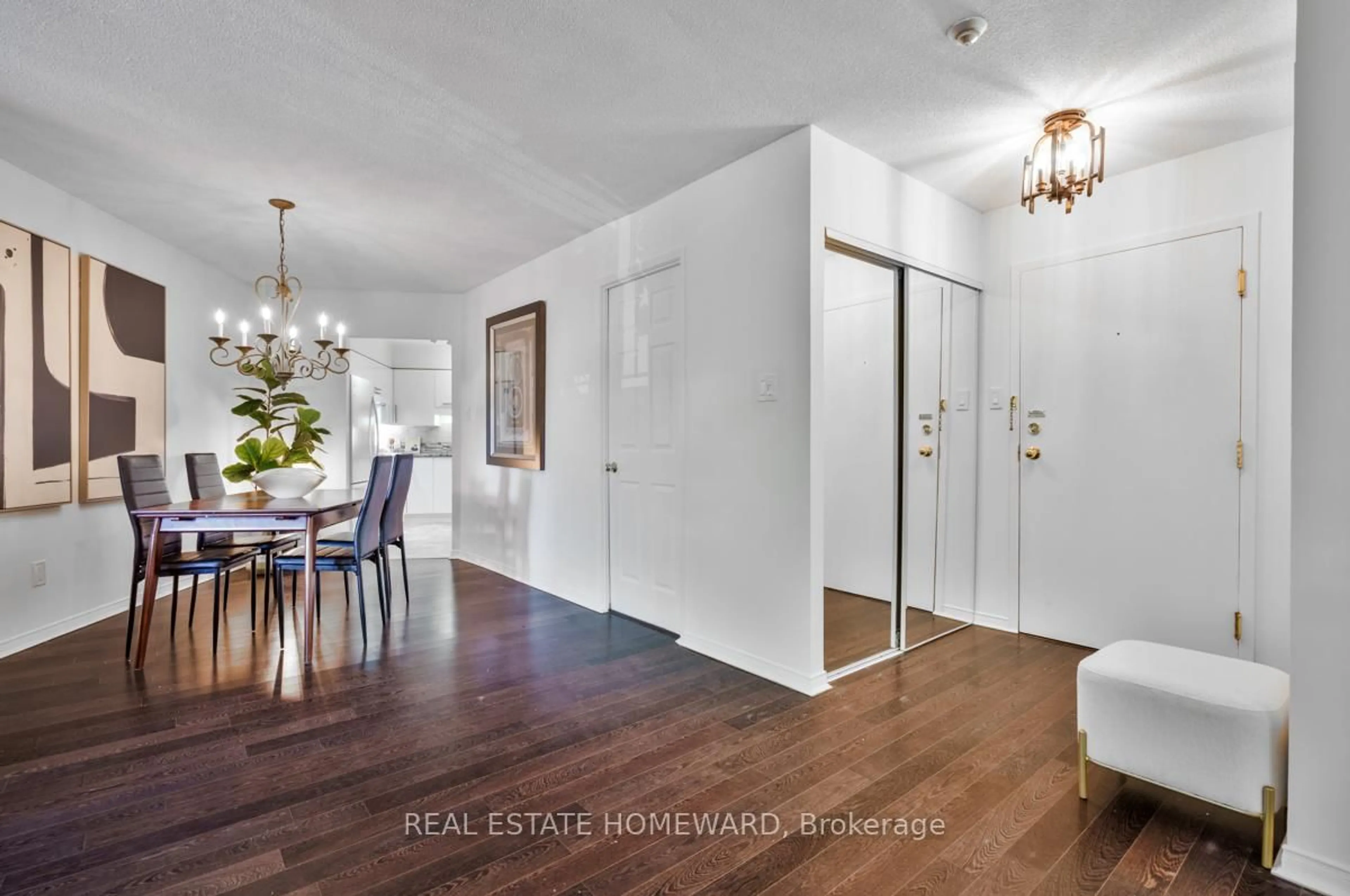 Unknown for 111 Grew Blvd #208, Georgina Ontario L0E 1L0