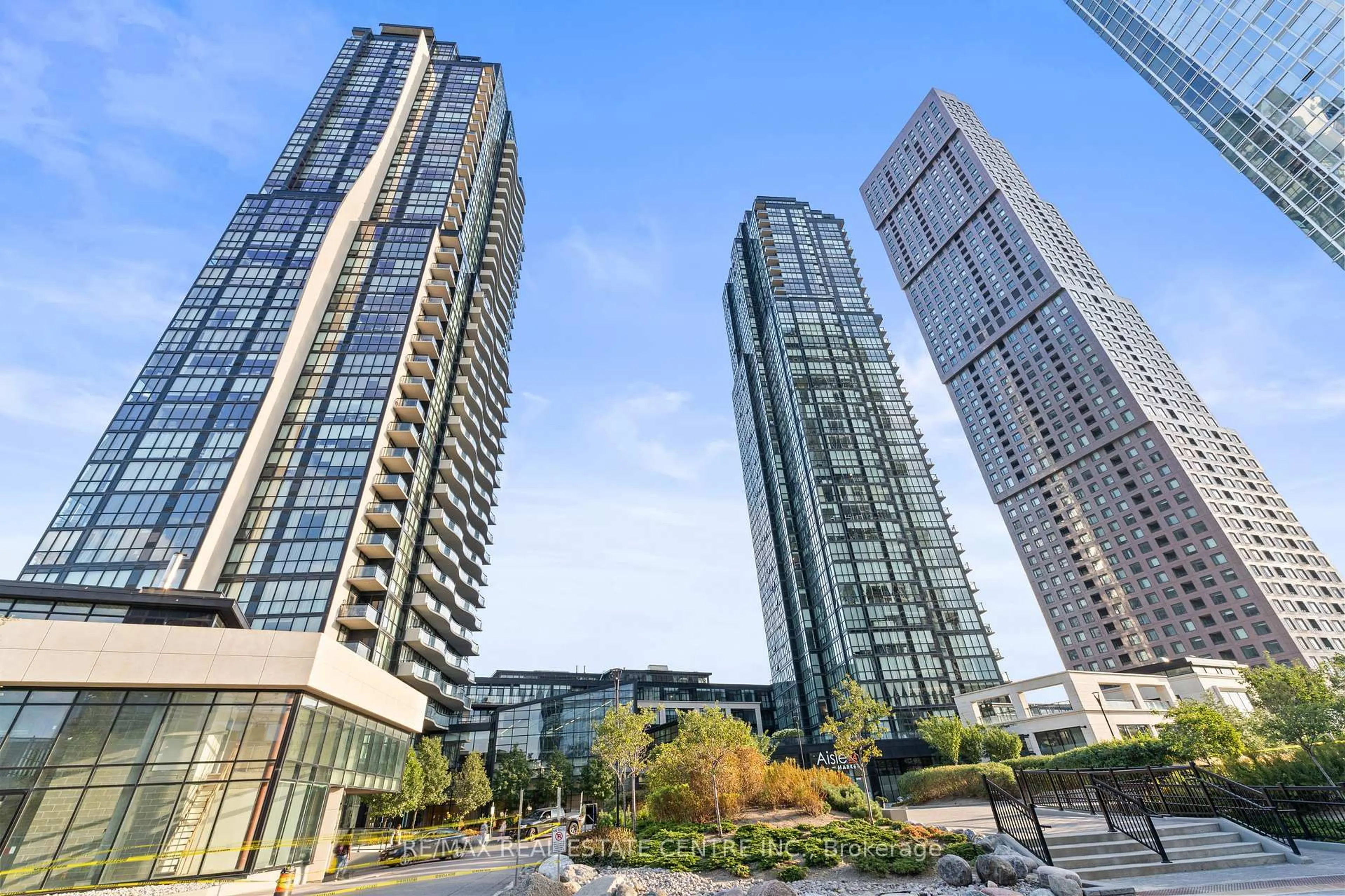 Unknown for 2910 Highway 7 Rd #3004, Vaughan Ontario L4K 0H8