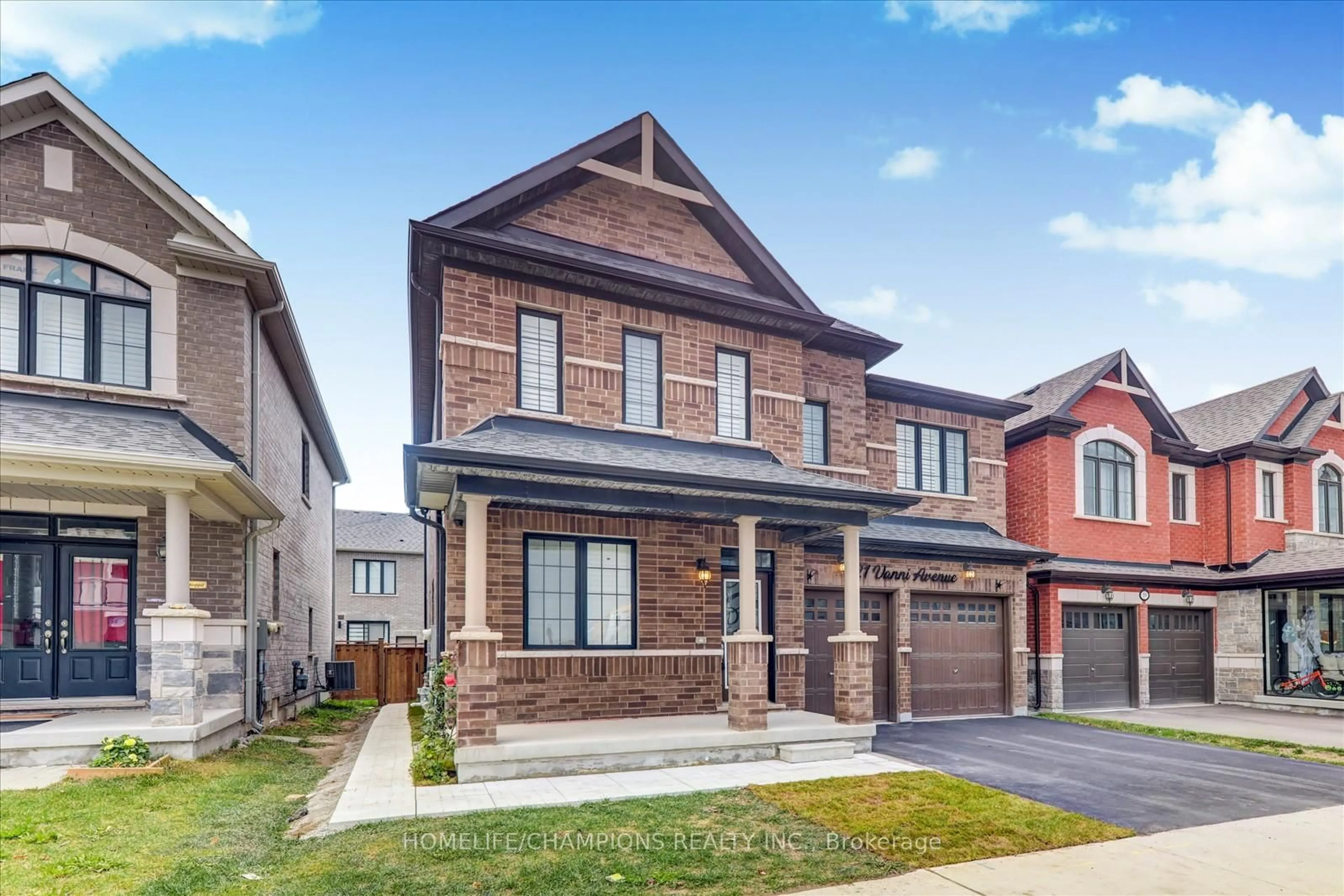 Home with brick exterior material, street for 21 Vanni Ave, Markham Ontario L3S 0G3