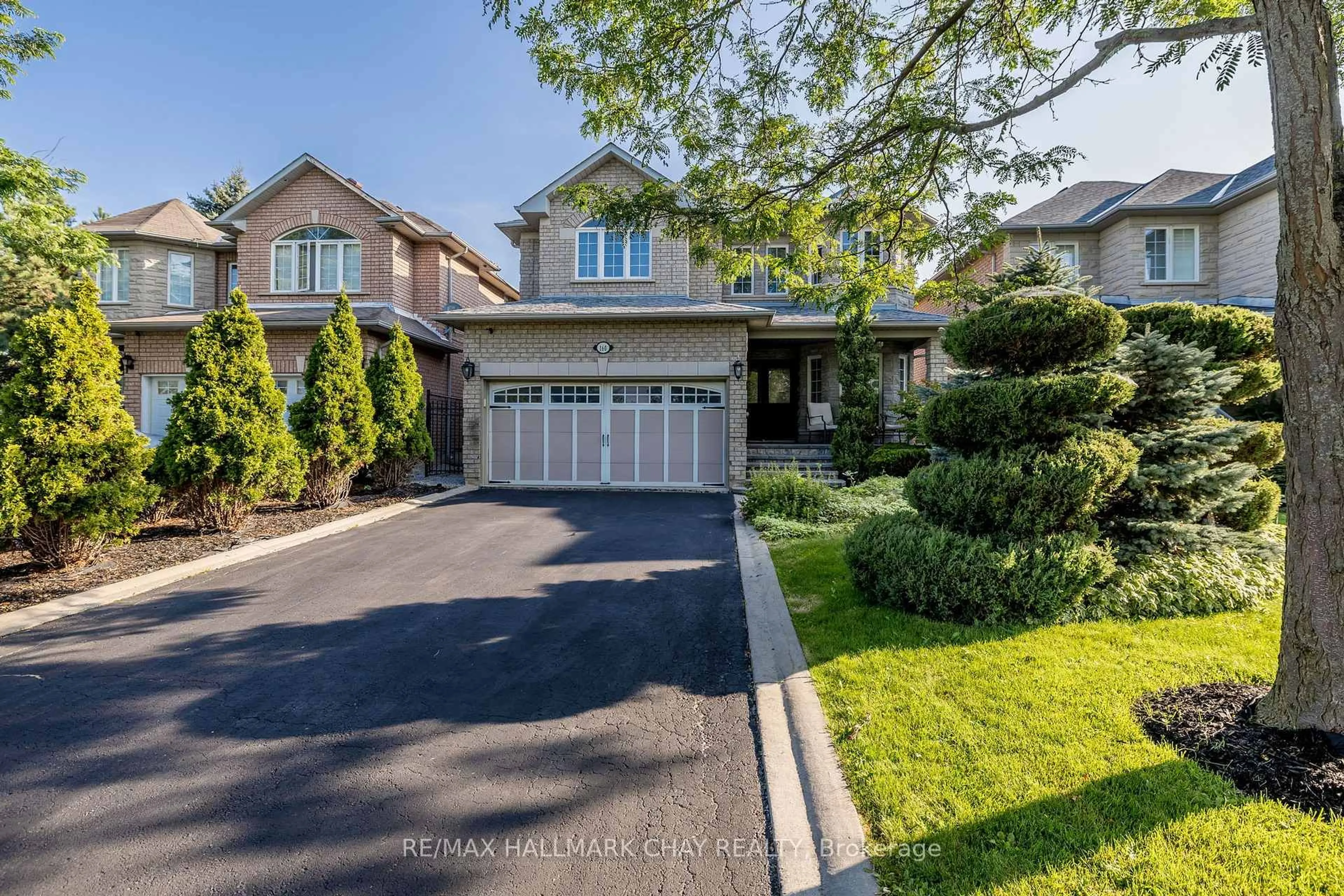 Home with brick exterior material, street for 160 Golden Gate Circ, Vaughan Ontario L4H 1N6