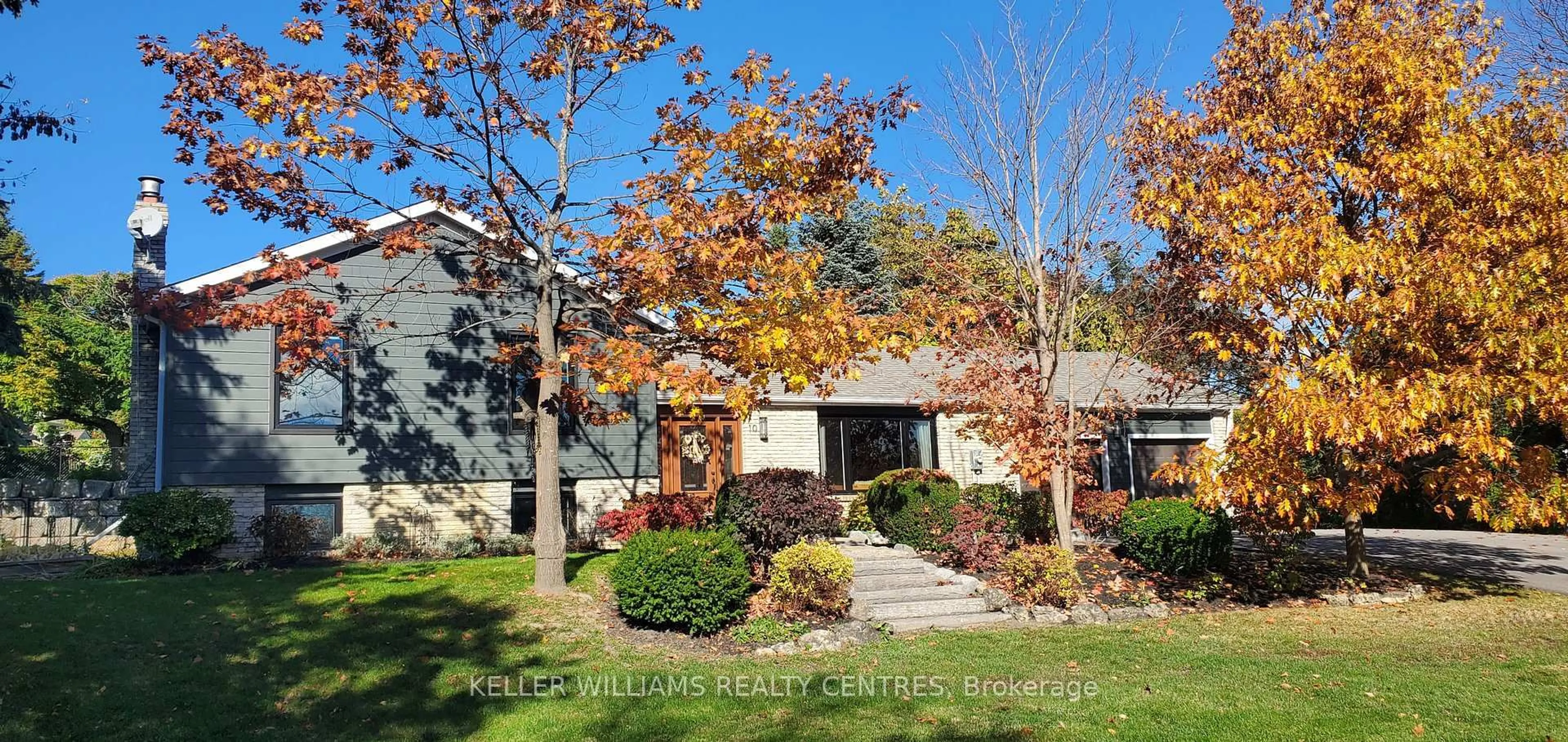 Unknown for 10 Patricia Pl, Georgina Ontario L4P 3T9