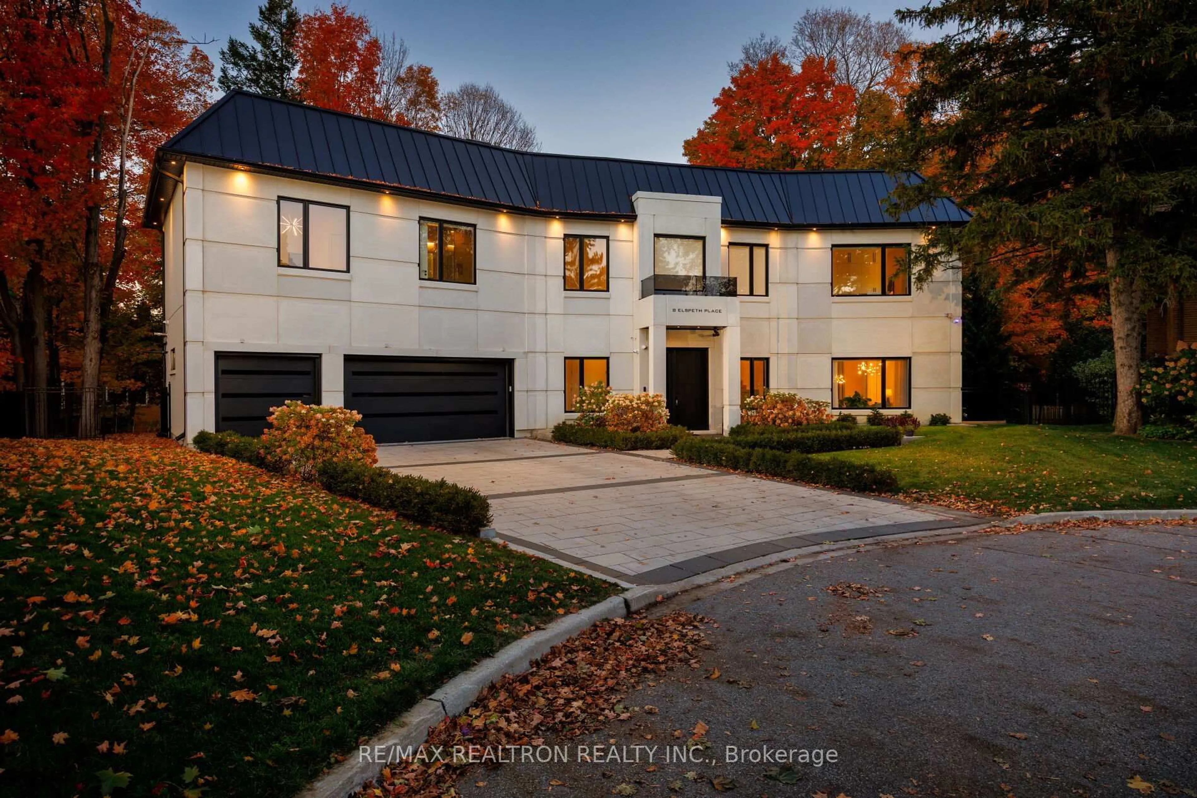 Home with brick exterior material, street for 8 Elspeth Pl, Markham Ontario L3T 1C4