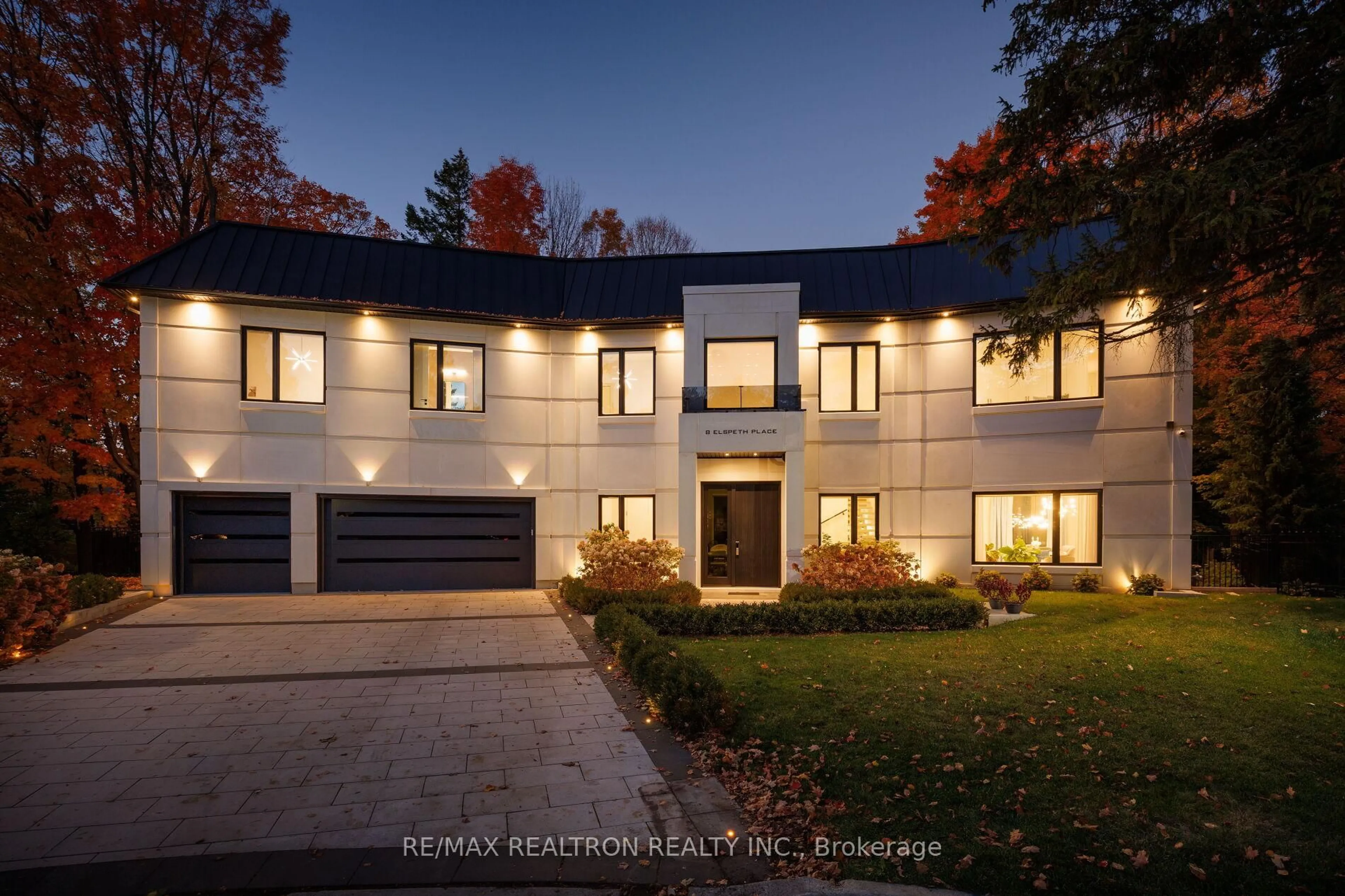 Home with brick exterior material, street for 8 Elspeth Pl, Markham Ontario L3T 1C4