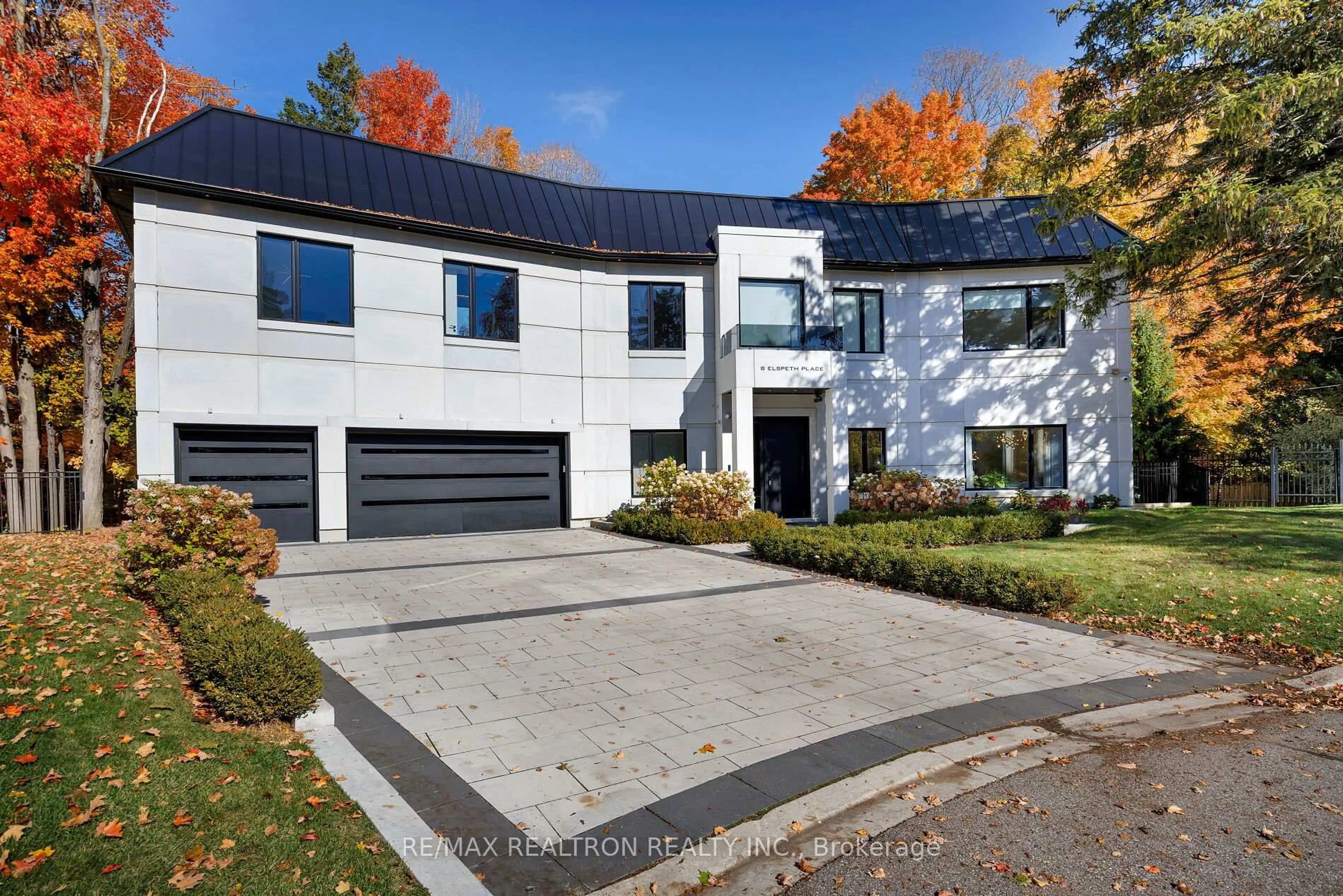 Home with brick exterior material, street for 8 Elspeth Pl, Markham Ontario L3T 1C4