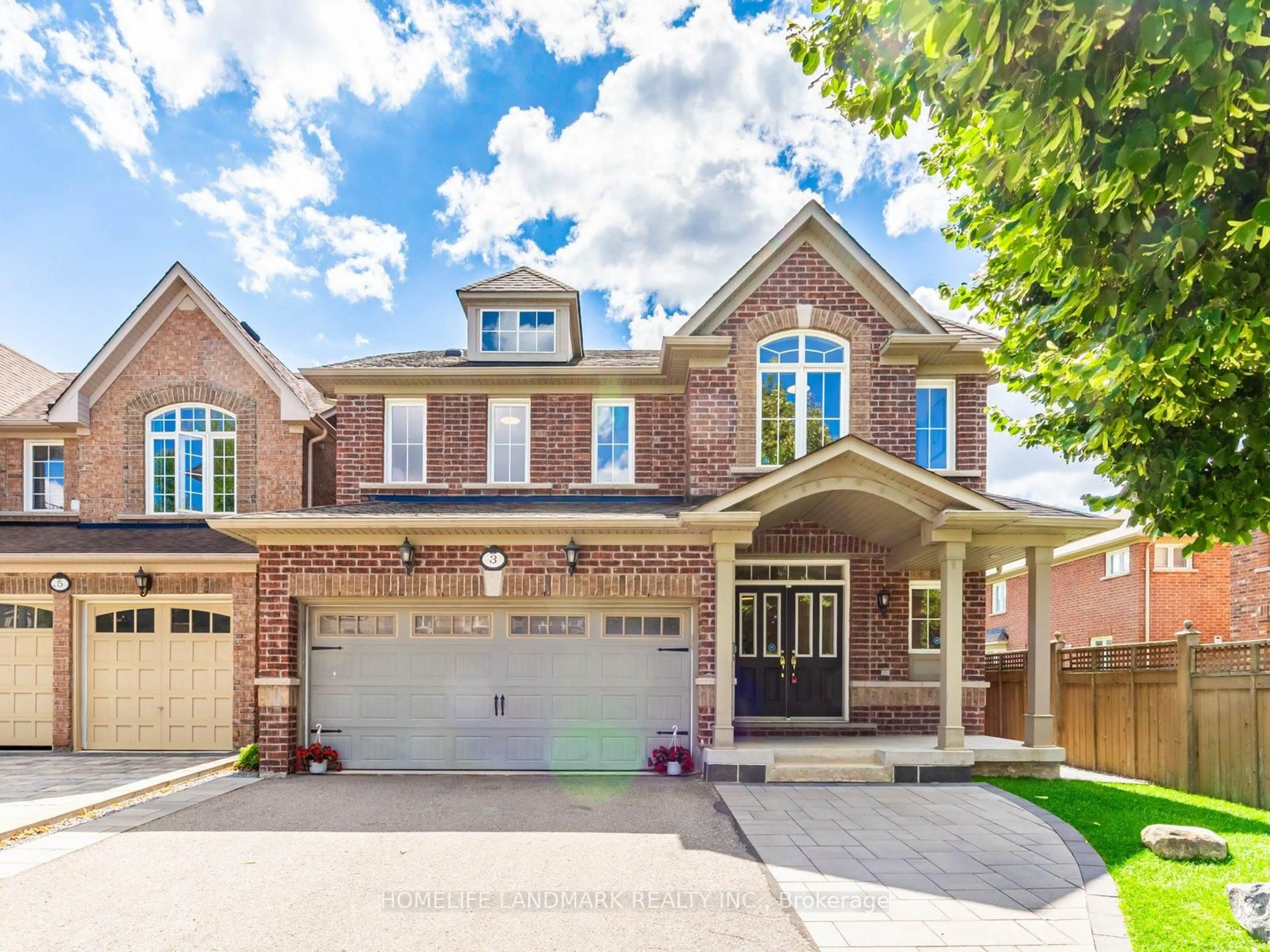 Home with brick exterior material, street for 3 Wintam Pl, Markham Ontario L6C 0E3