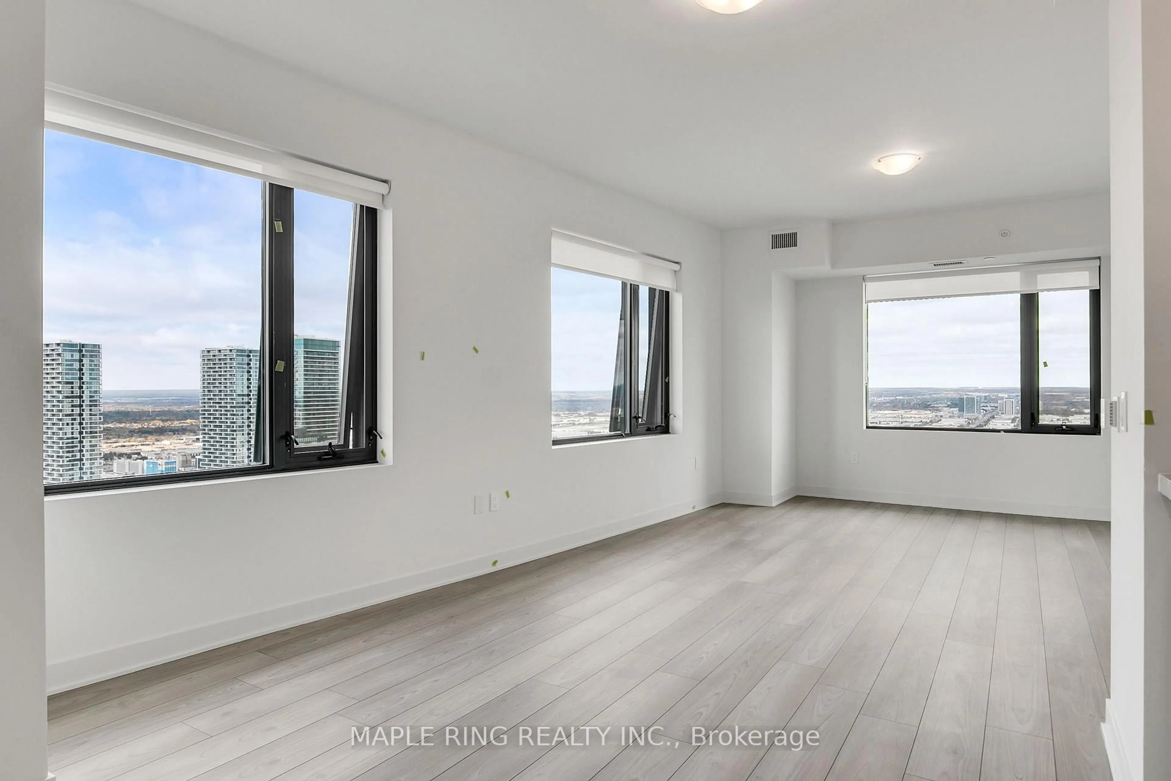 A pic of a room for 2920 Highway 7 Rd #4706, Vaughan Ontario L4K 0P4