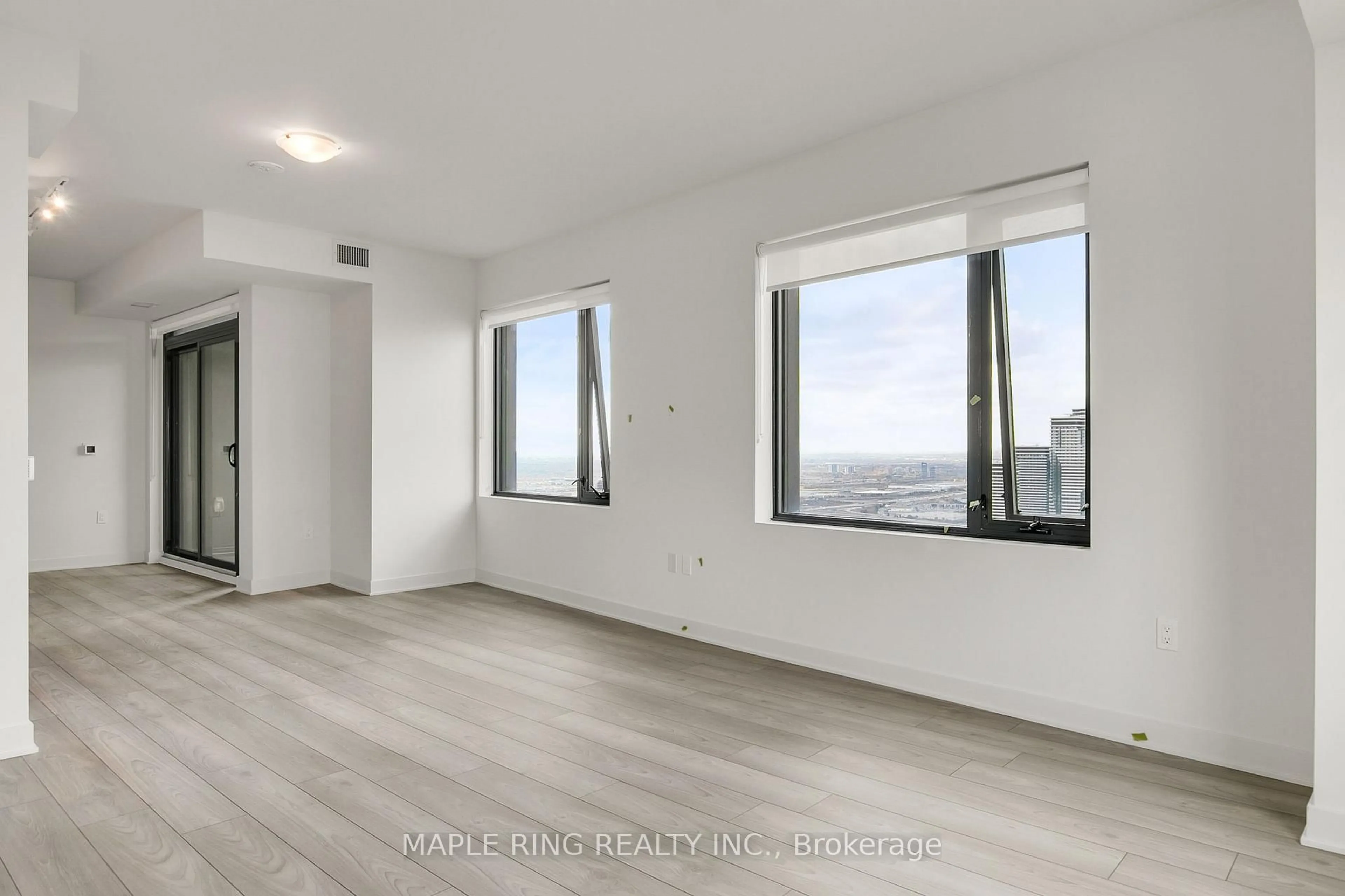 A pic of a room for 2920 Highway 7 Rd #4706, Vaughan Ontario L4K 0P4