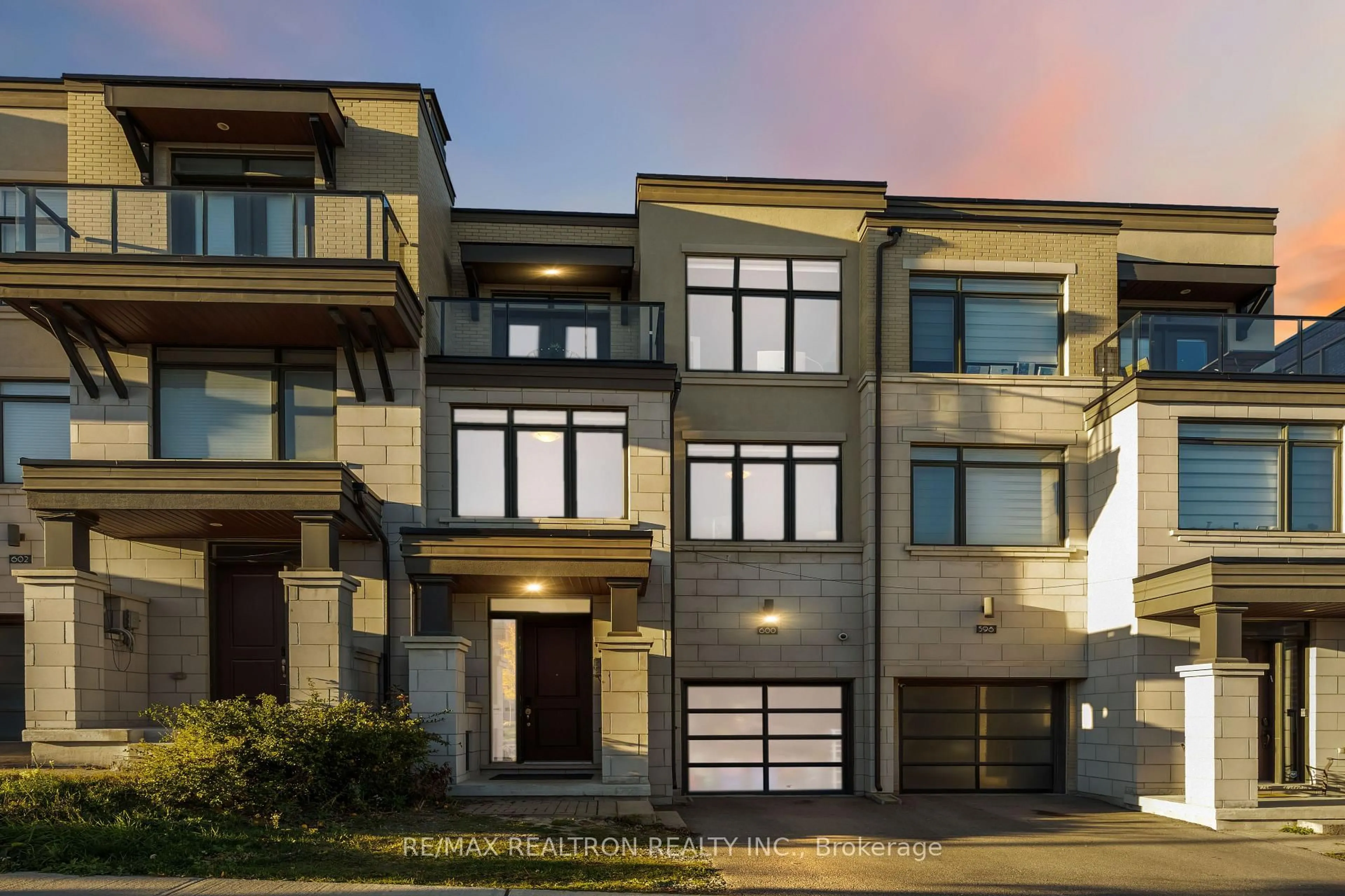 Home with brick exterior material, street for 600 Marc Santi Blvd, Vaughan Ontario L6A 4Z8