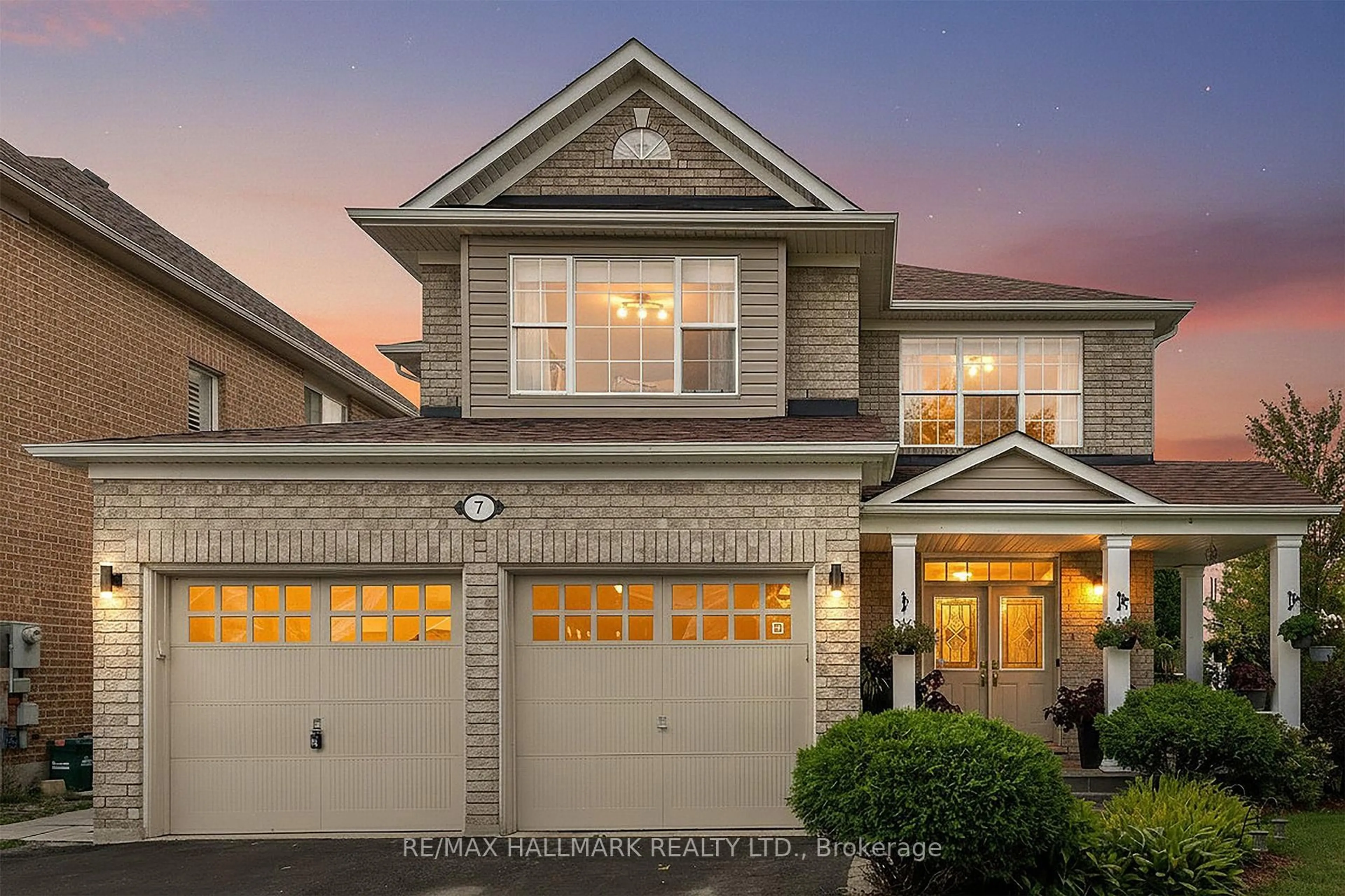 Home with brick exterior material, street for 7 Delphinium Ave, Richmond Hill Ontario L4E 4V1