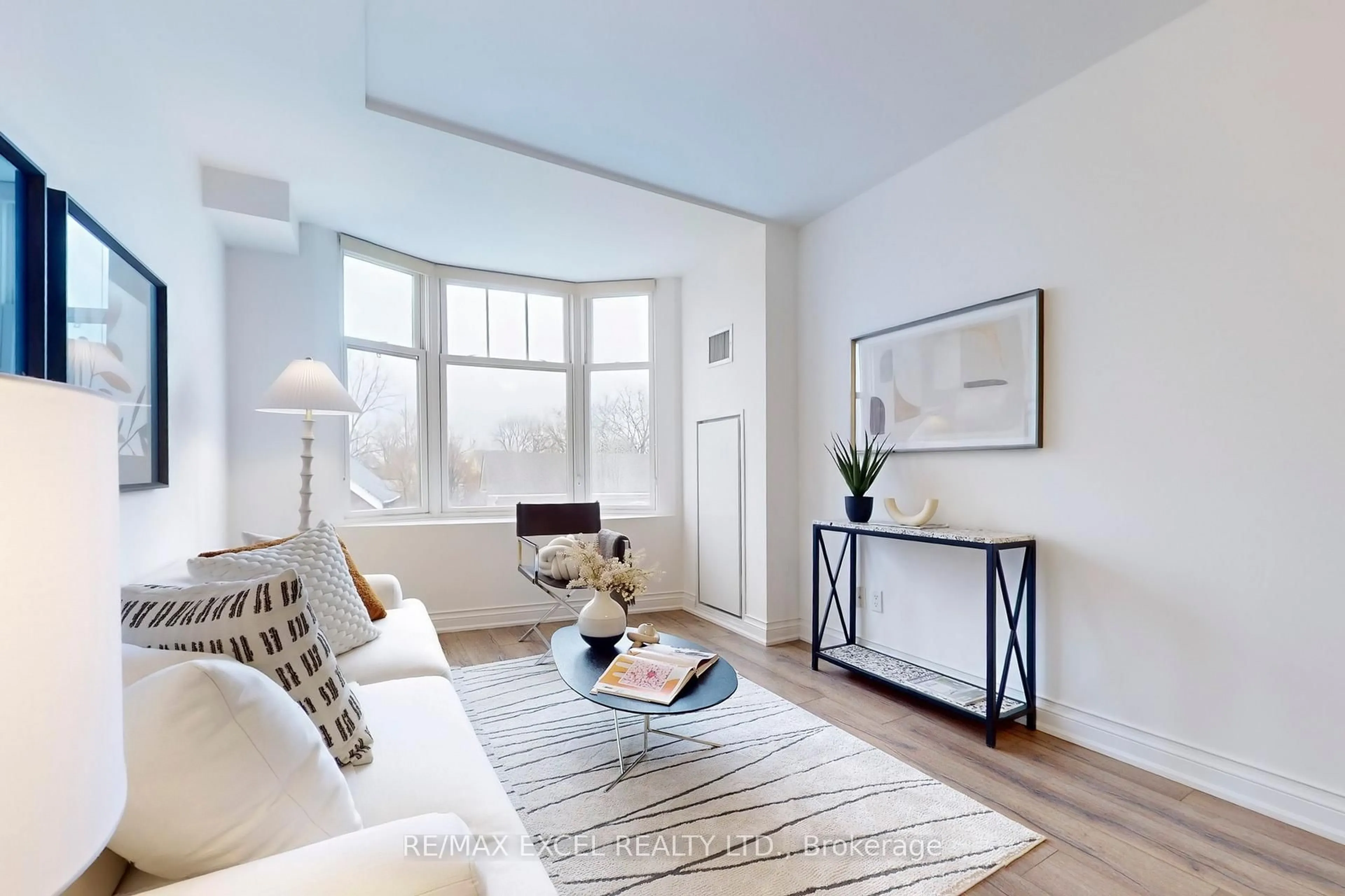 Living room with furniture, unknown for 68 Main St #327, Markham Ontario L3P 0N5