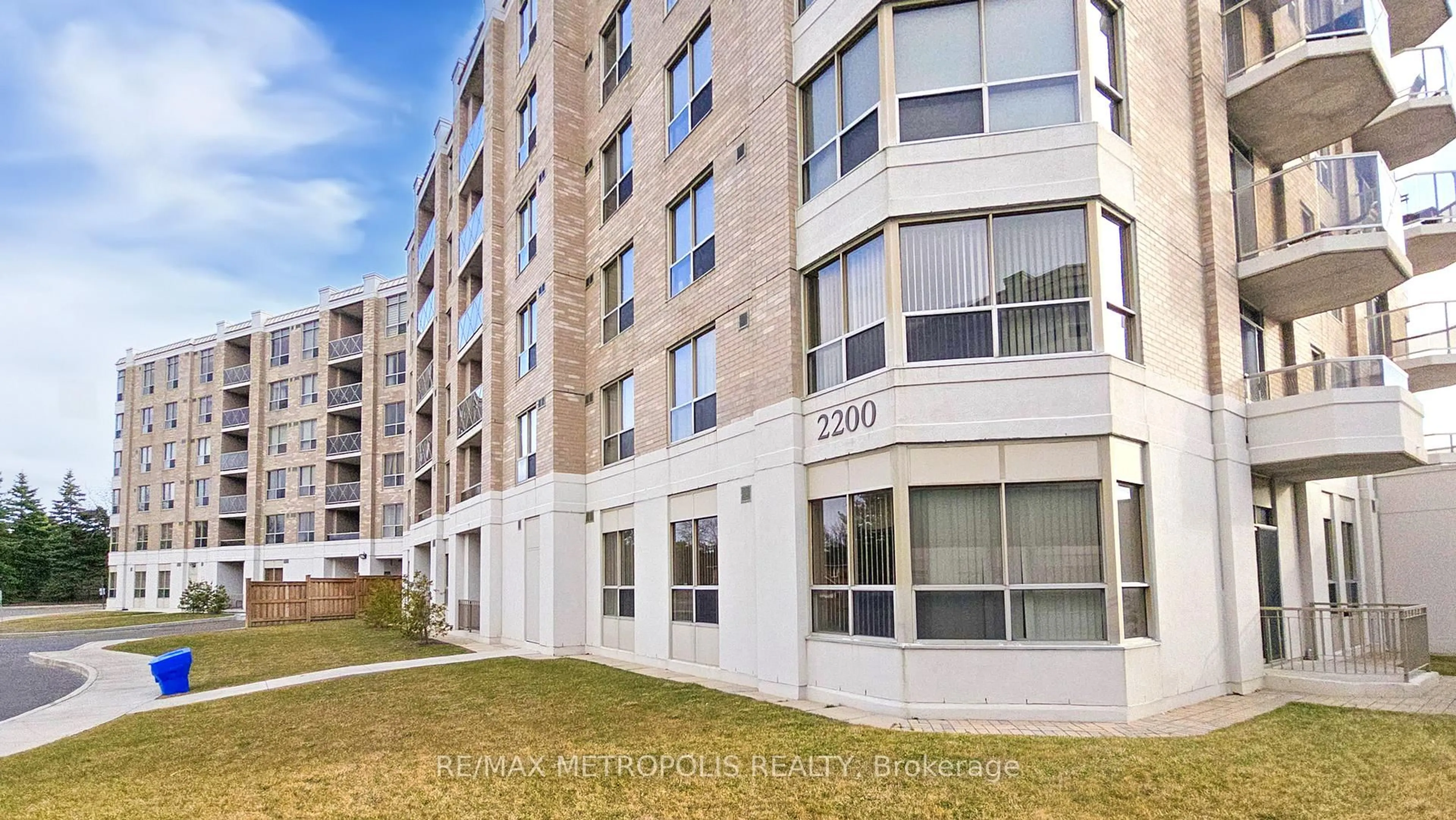 Unknown for 2200 John St #412, Markham Ontario L3T 7S7