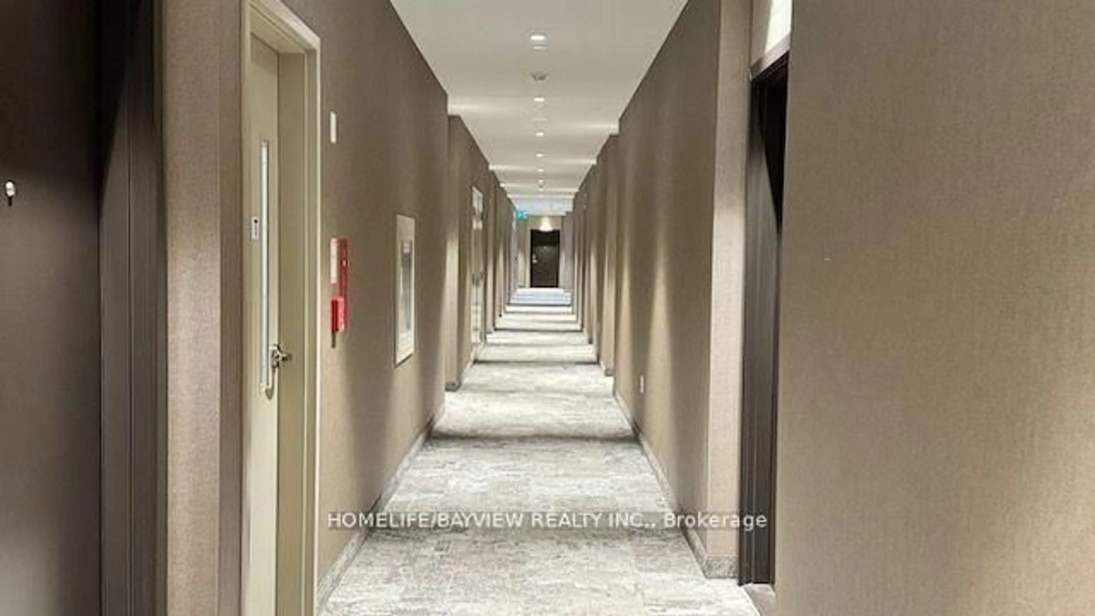 Indoor foyer for 38 Honeycrisp Cres ##512, Vaughan Ontario L4K 0M8