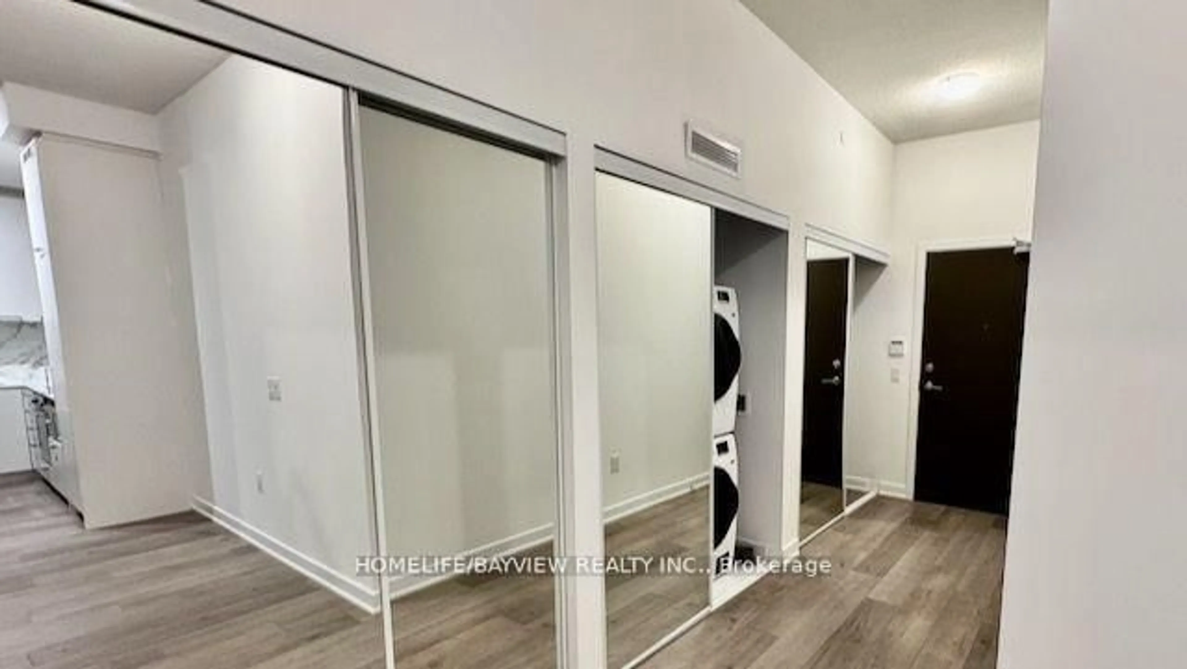 Unknown for 38 Honeycrisp Cres ##512, Vaughan Ontario L4K 0M8