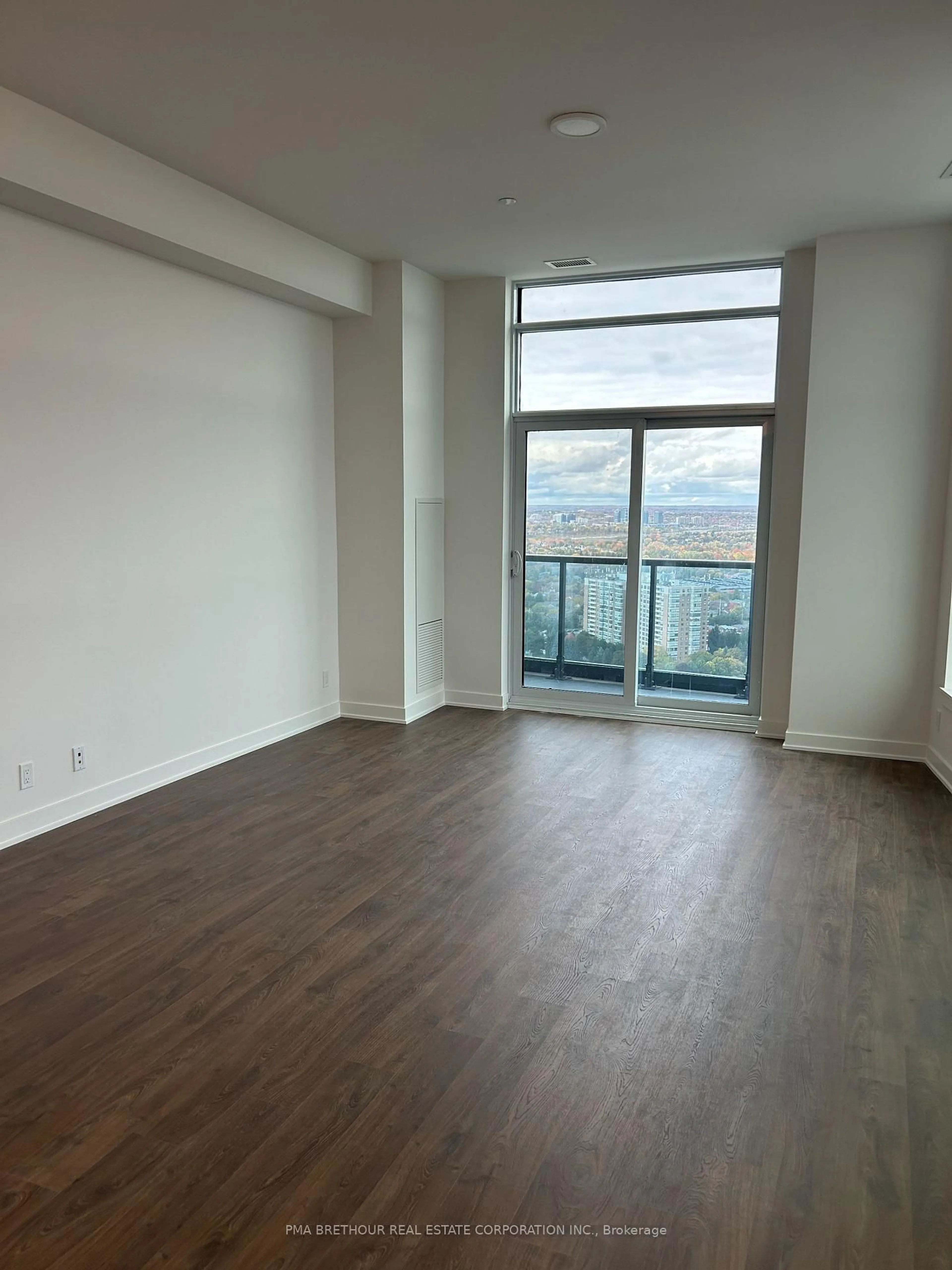 A pic of a room for 50 Upper Mall Way #B-PH09, Vaughan Ontario L4J 4P8