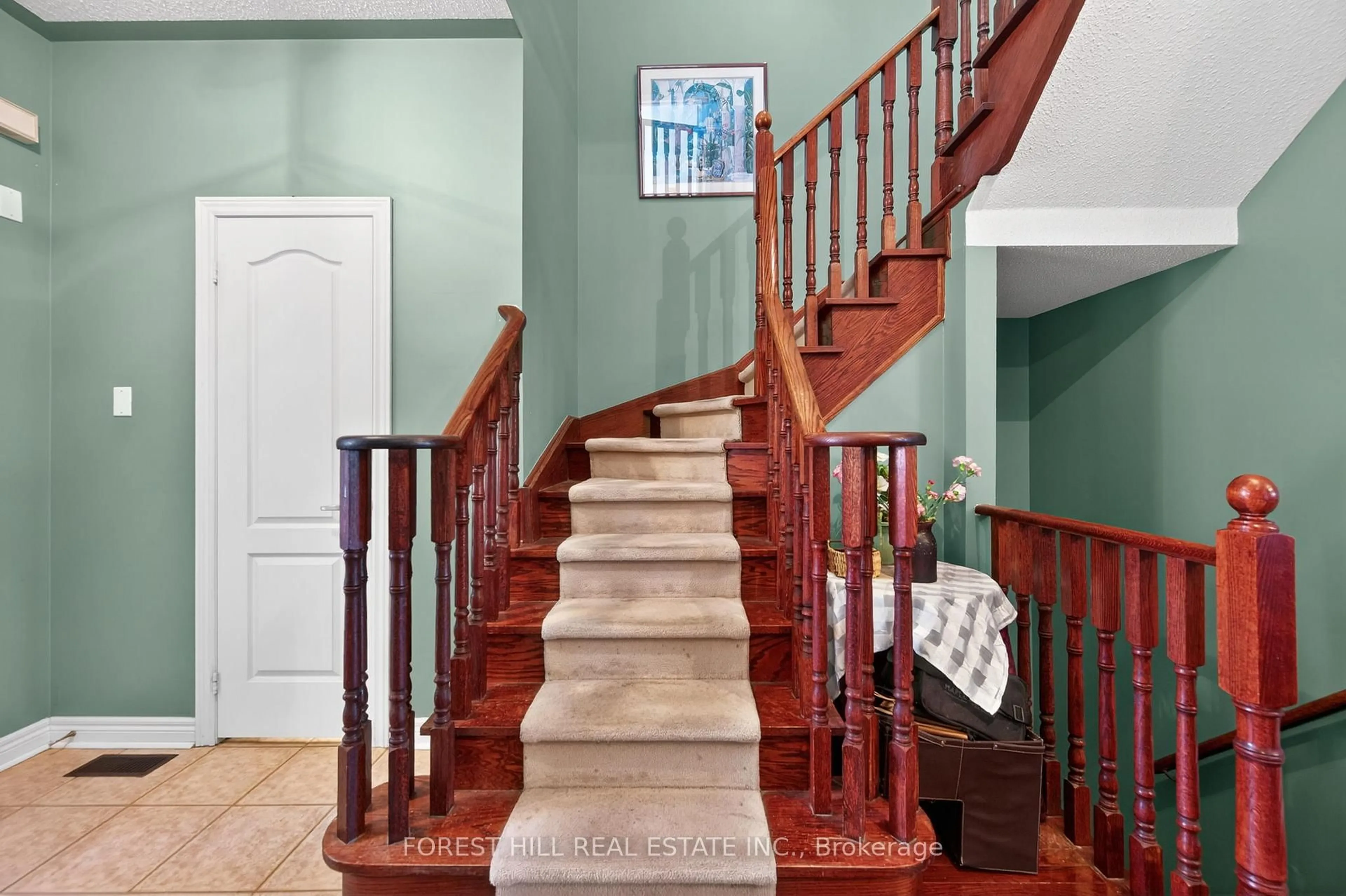 Stairs for 8 Mosswood Rd, Vaughan Ontario L4J 9C6