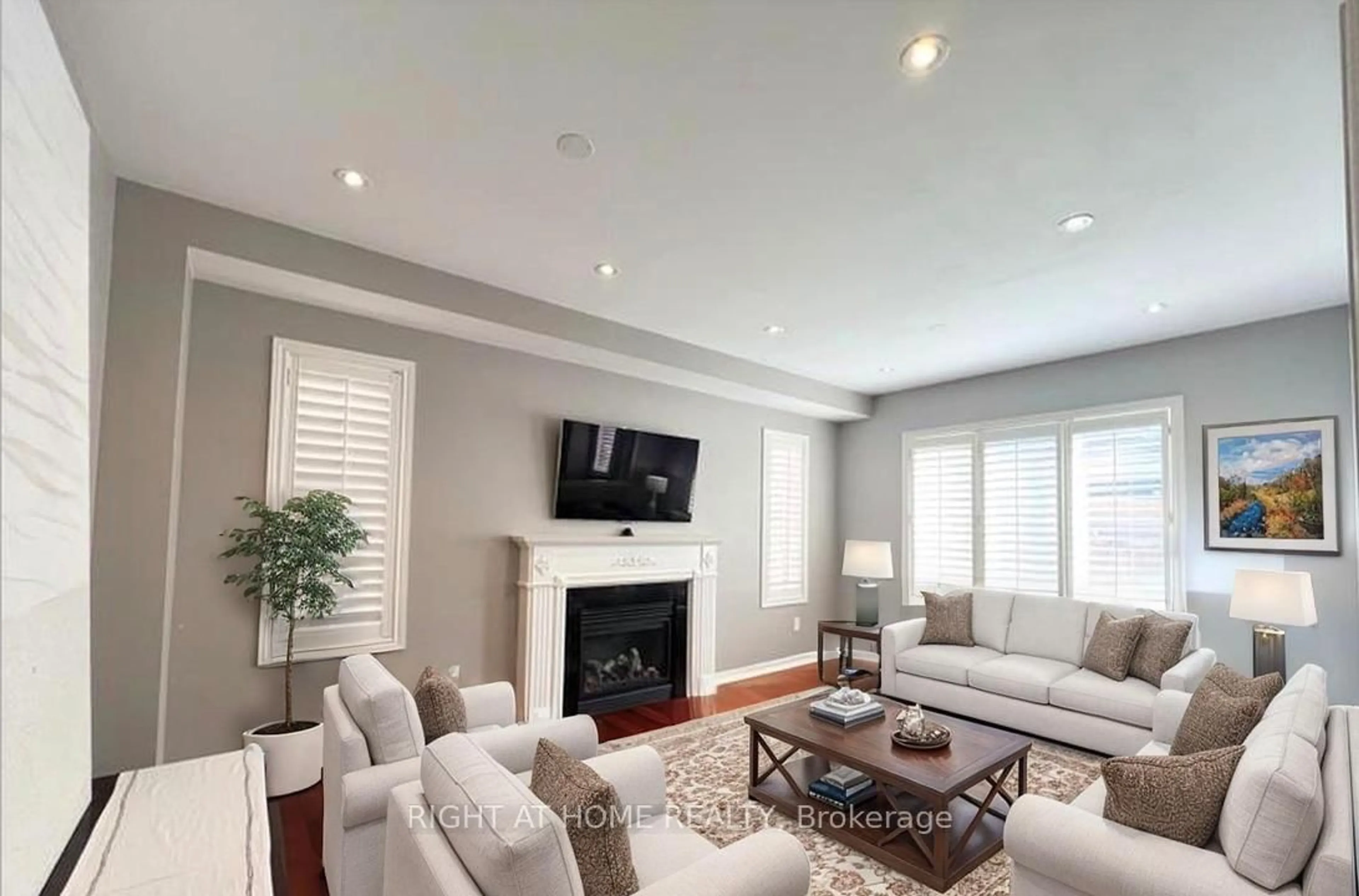 Living room with furniture, unknown for 1209 McTavish Dr, Newmarket Ontario L3X 0A9