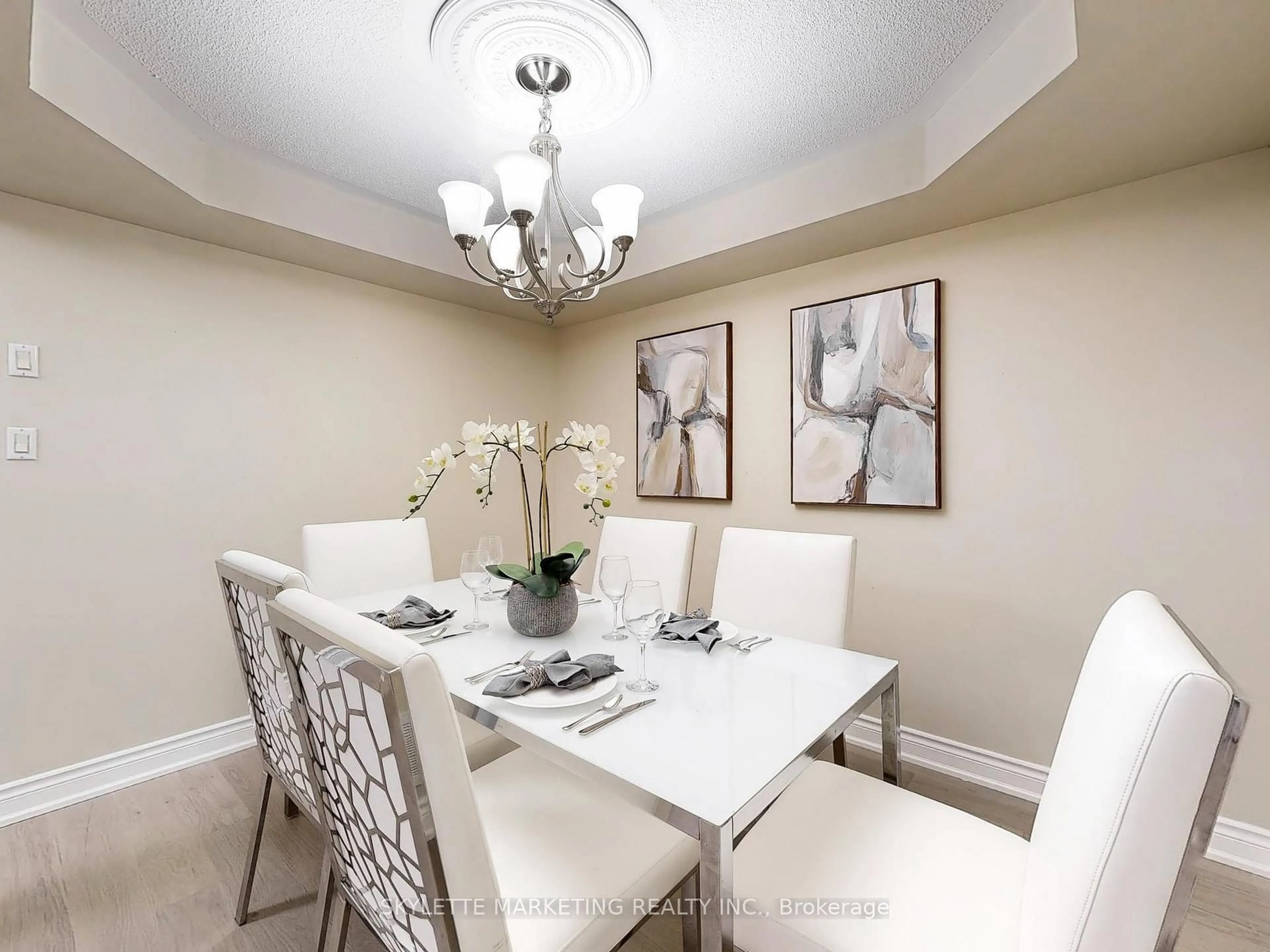 Dining room, unknown for 28 Garland Cres, Richmond Hill Ontario L4S 1X1