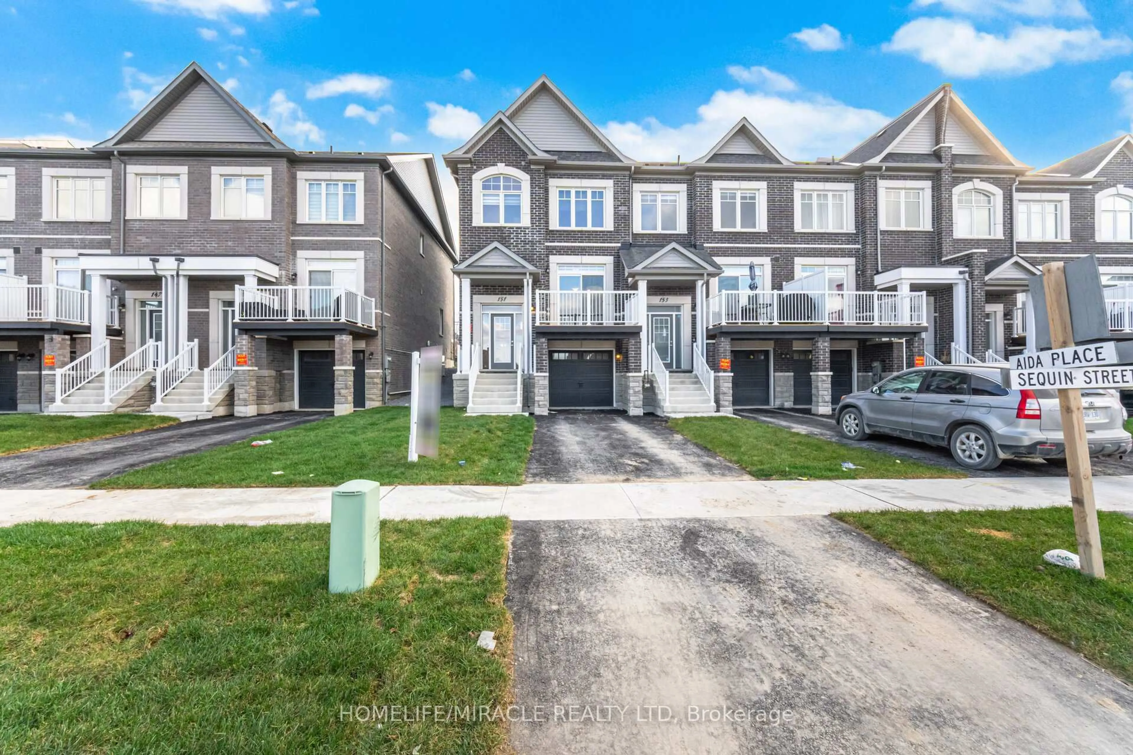 A pic from outside/outdoor area/front of a property/back of a property/a pic from drone, street for 151 Seguin St #Blk B-1, Richmond Hill Ontario L4E 2Y9