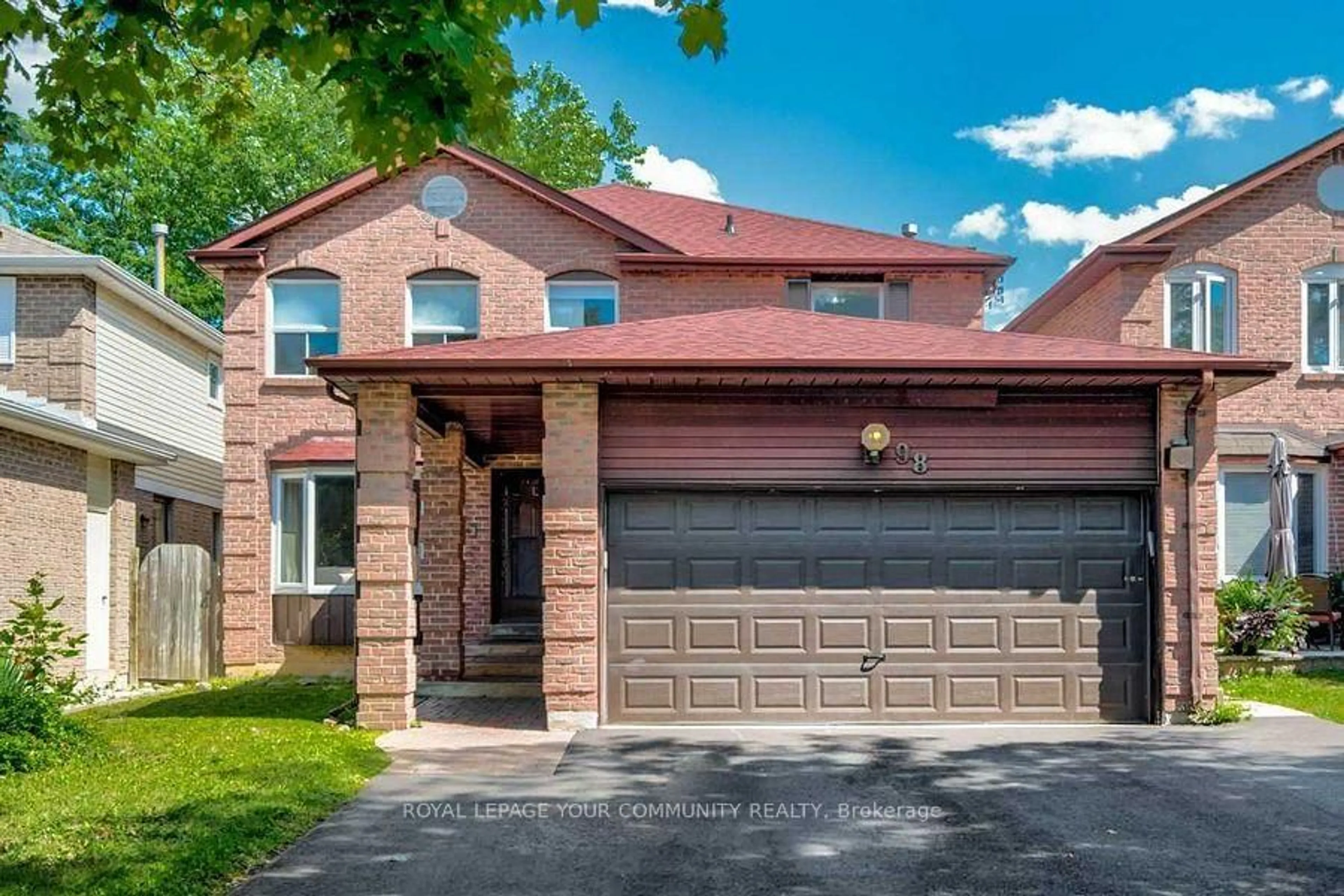 Home with brick exterior material, street for 98 York Hill Blvd, Vaughan Ontario L4J 2P6