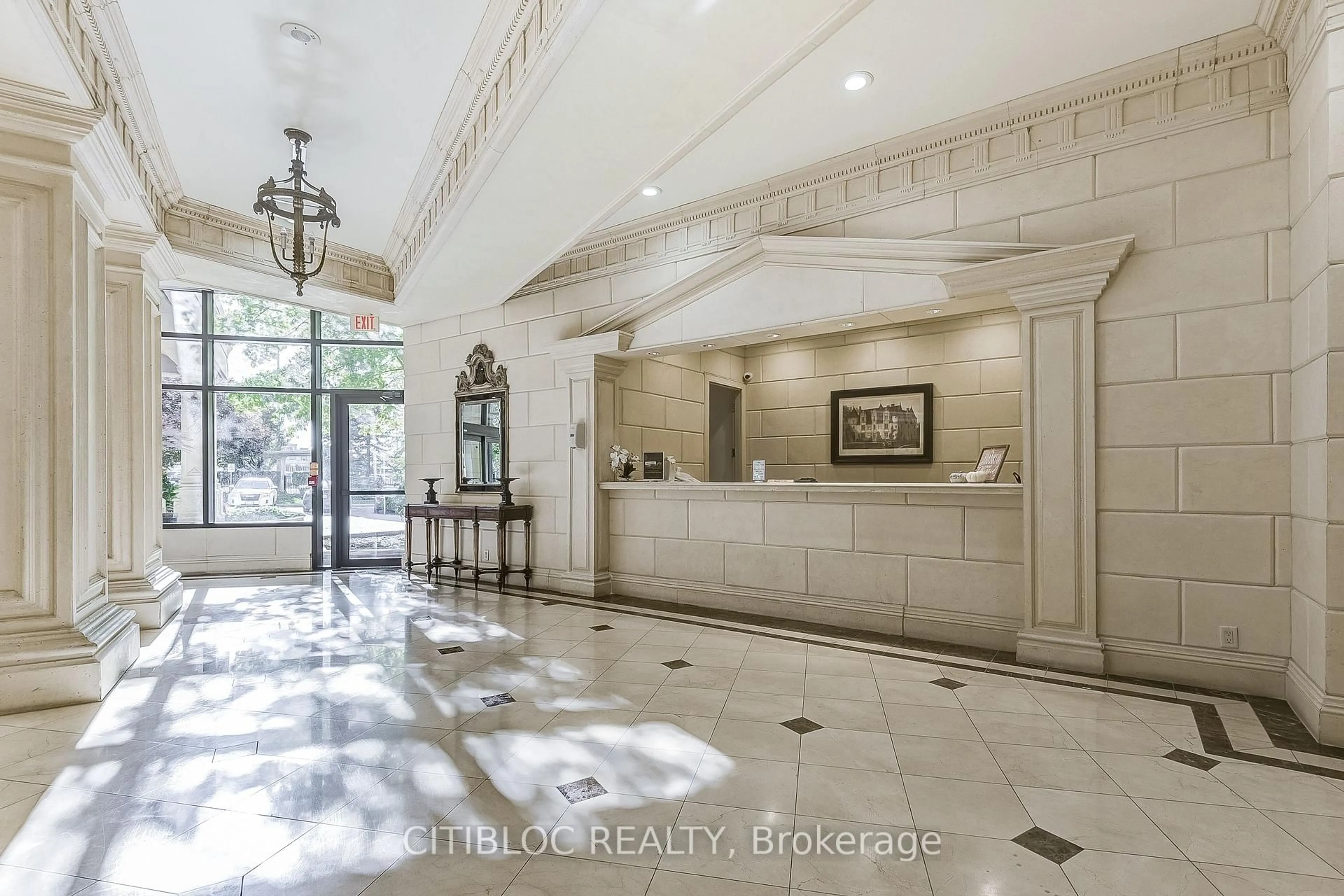 Unknown for 9225 Jane St #1614, Vaughan Ontario L6A 0J7