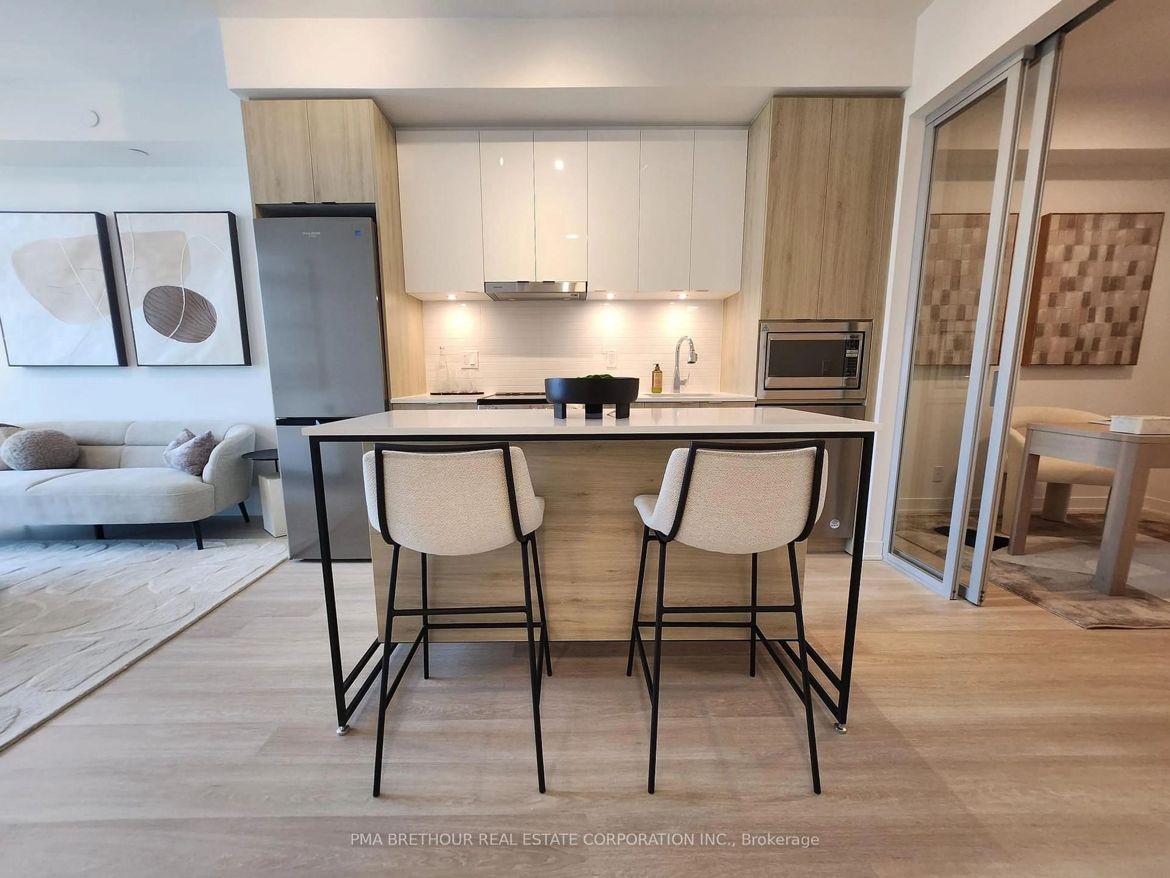 Open concept kitchen, unknown for 50 Upper Mall Way #B-2909, Vaughan Ontario L4J 0L8