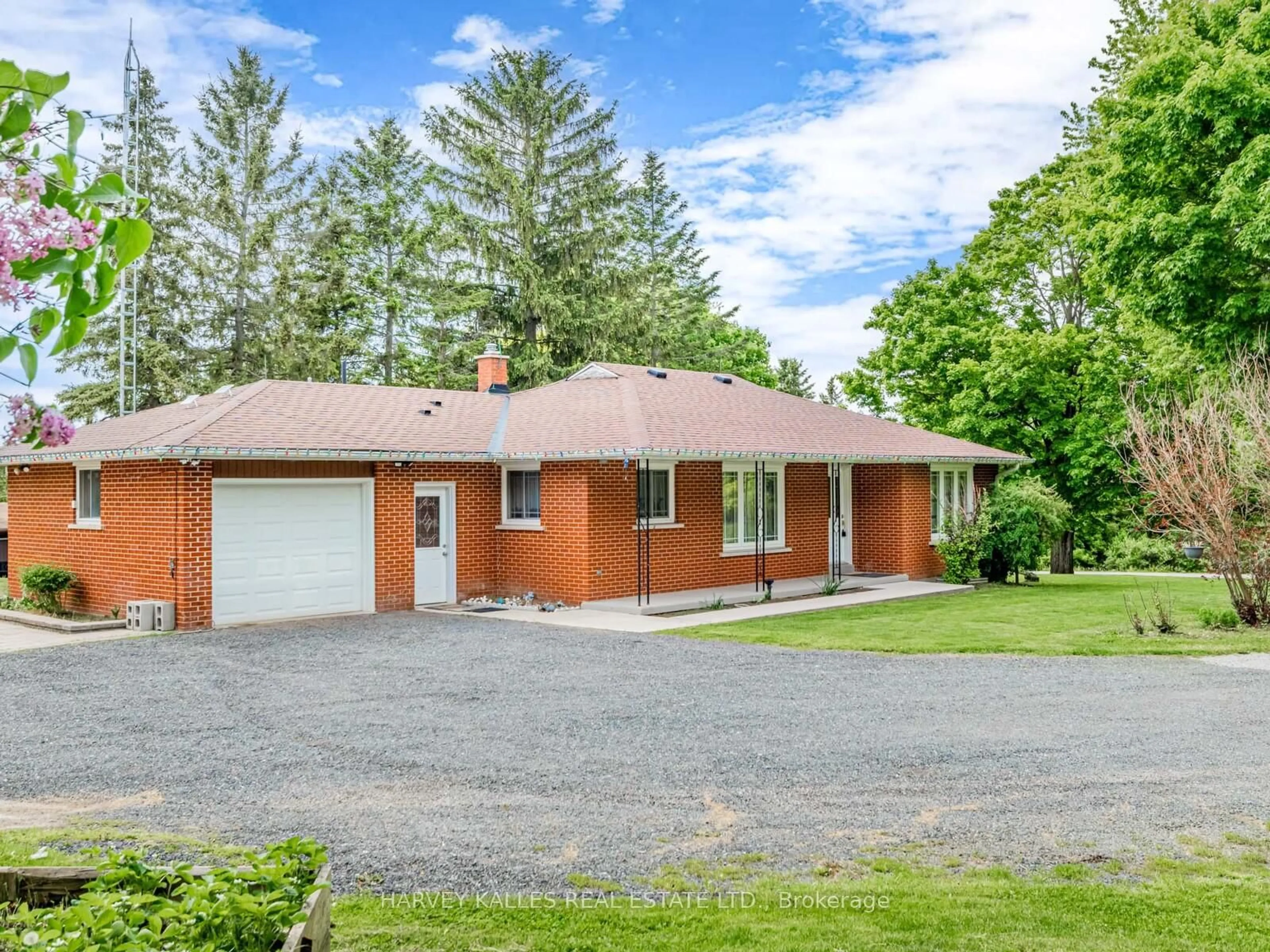 A pic from outside/outdoor area/front of a property/back of a property/a pic from drone, street for 6041 3rd Line, New Tecumseth Ontario L0G 1W0