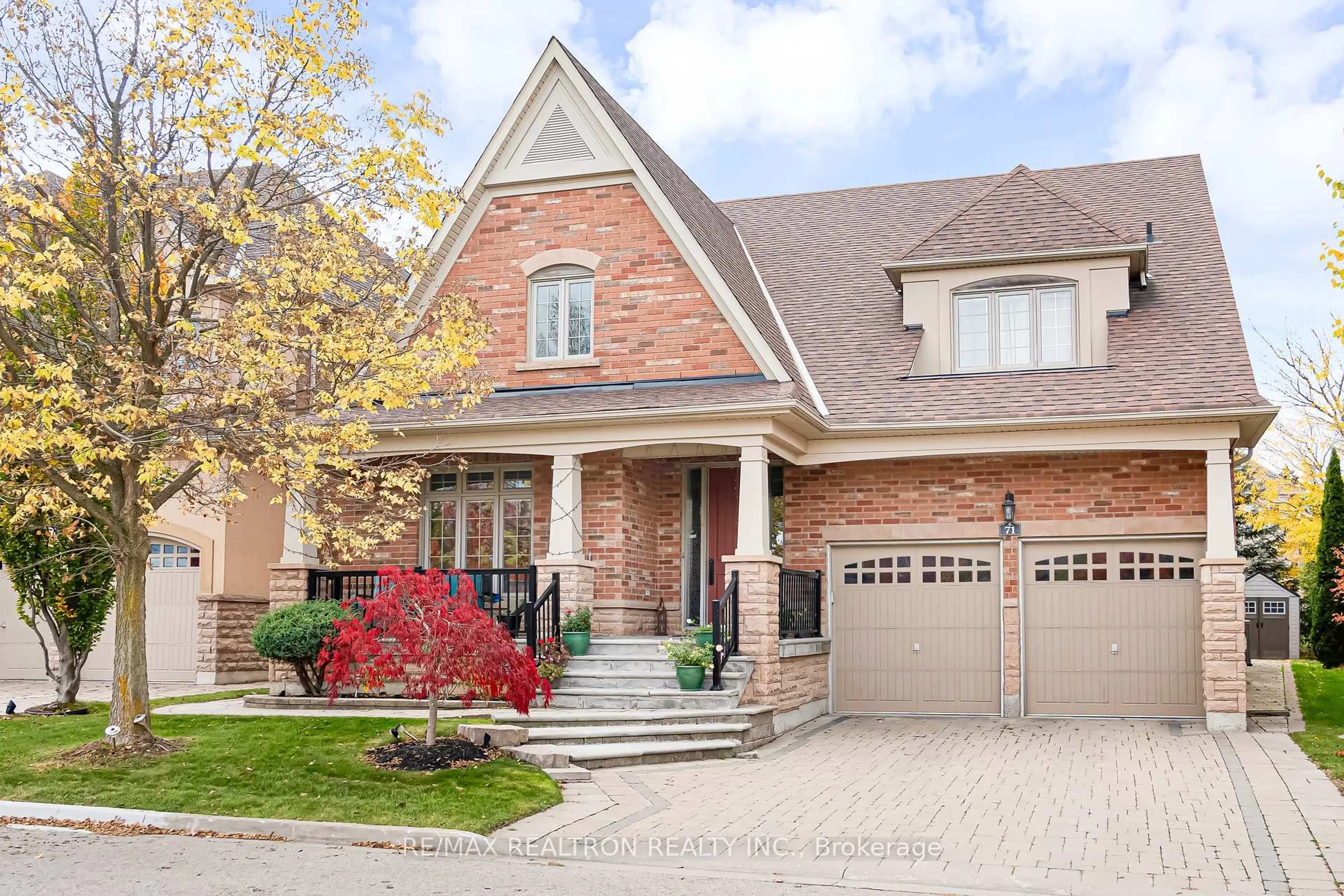 Home with brick exterior material, street for 71 Glengordon Cres, Markham Ontario L6C 0K1