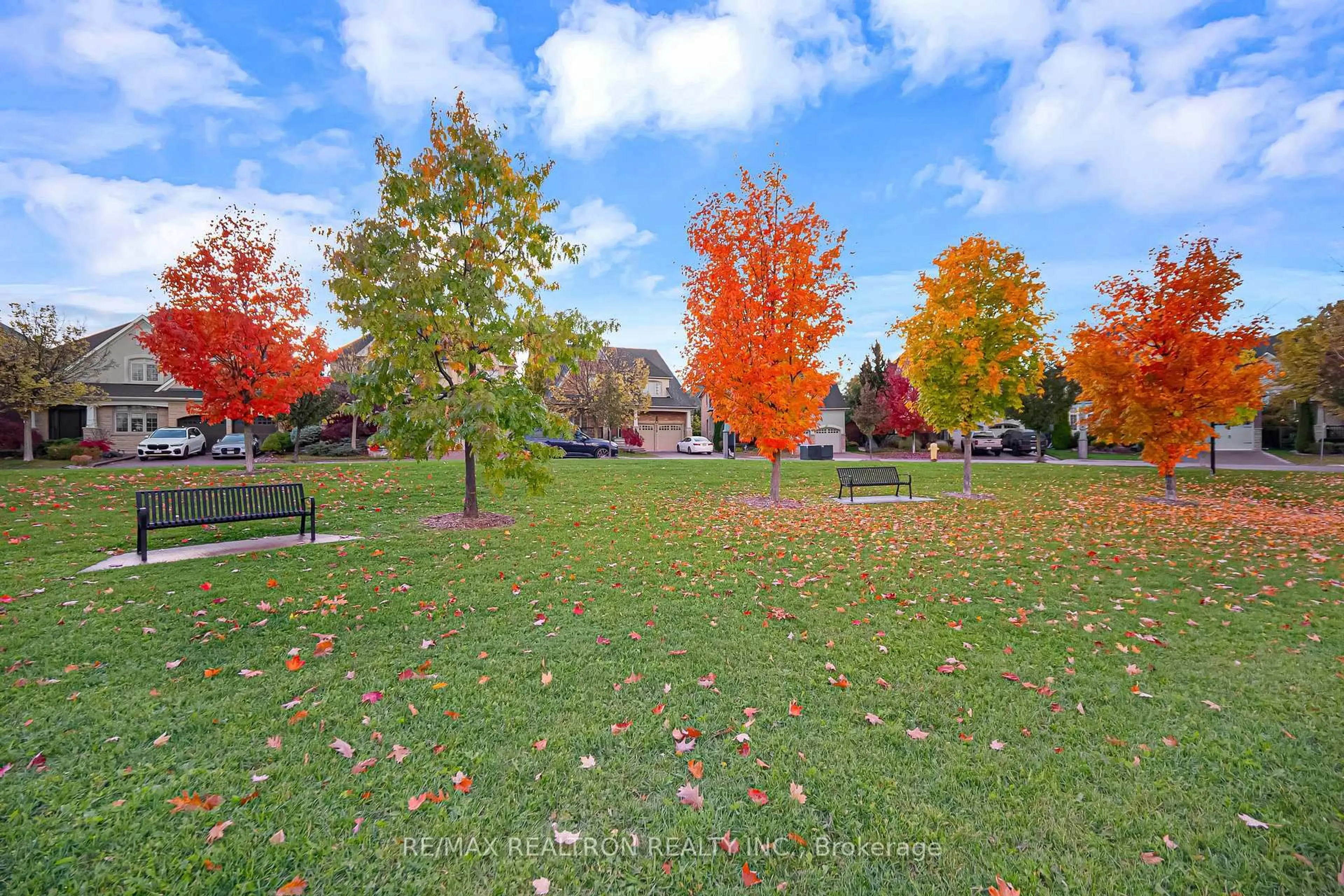 Unknown for 71 Glengordon Cres, Markham Ontario L6C 0K1