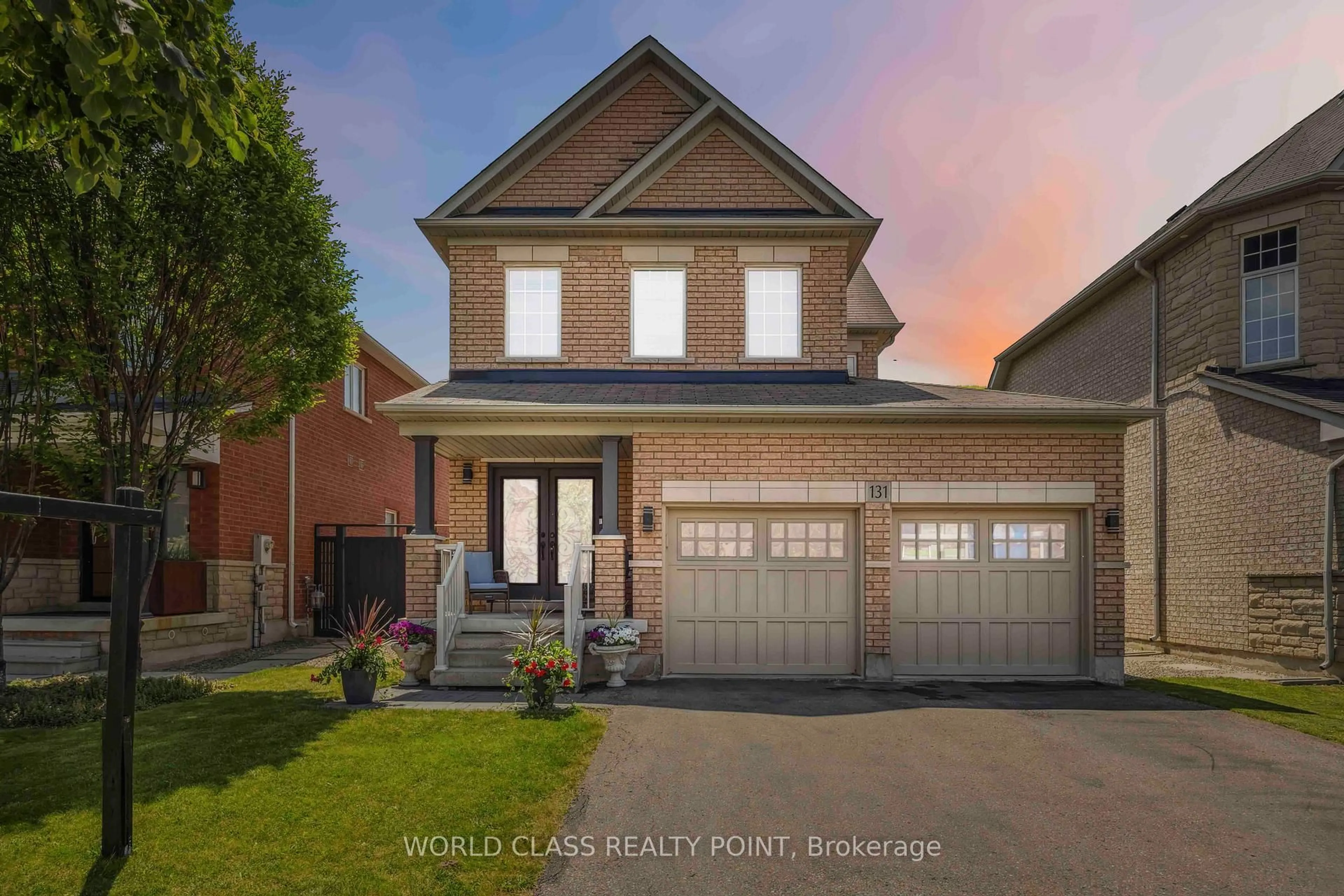 Home with brick exterior material, street for 131 Lormel Gate, Vaughan Ontario L4H 0C5